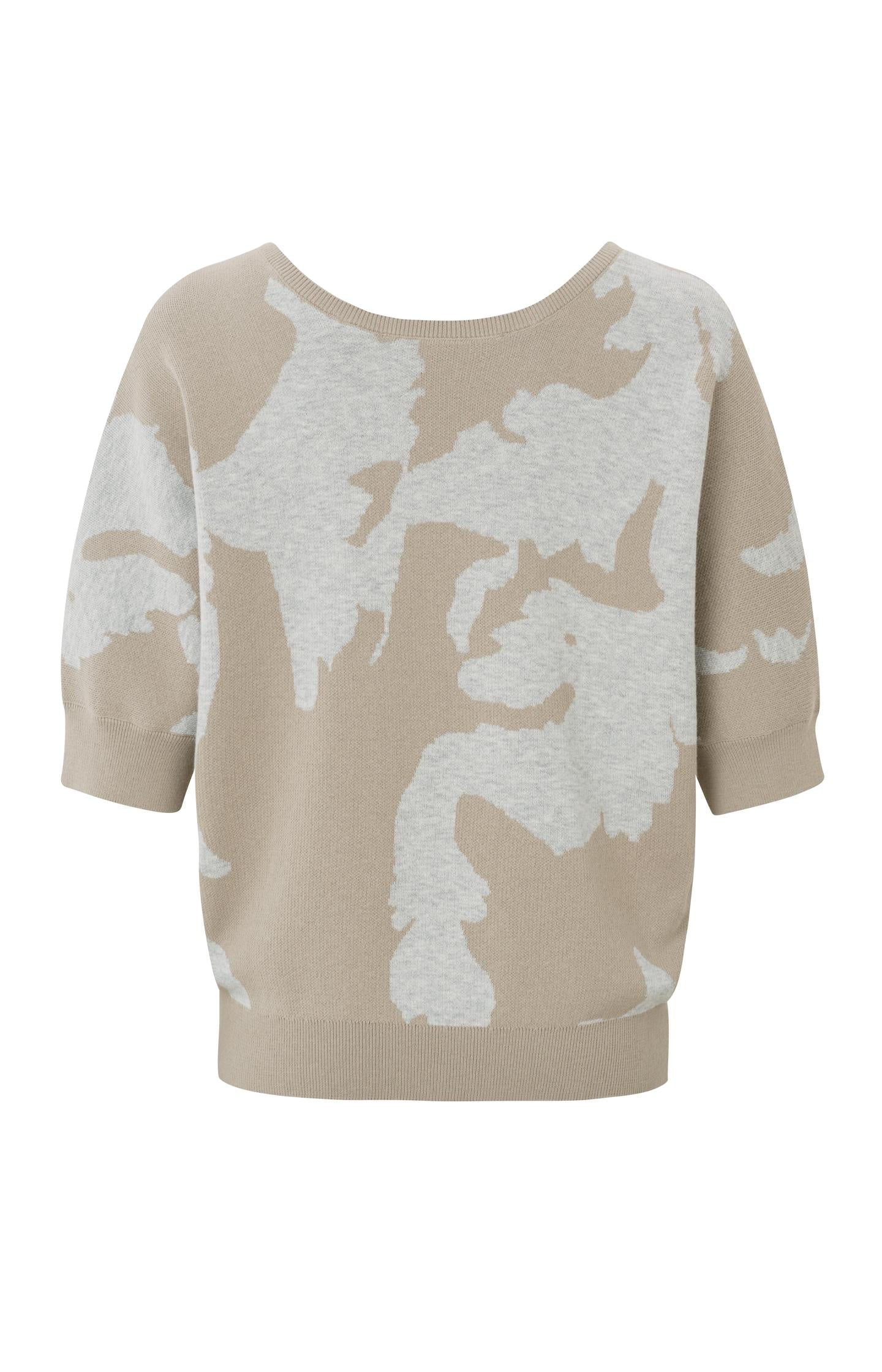 Jacquard sweater with V-neck and half long sleeves