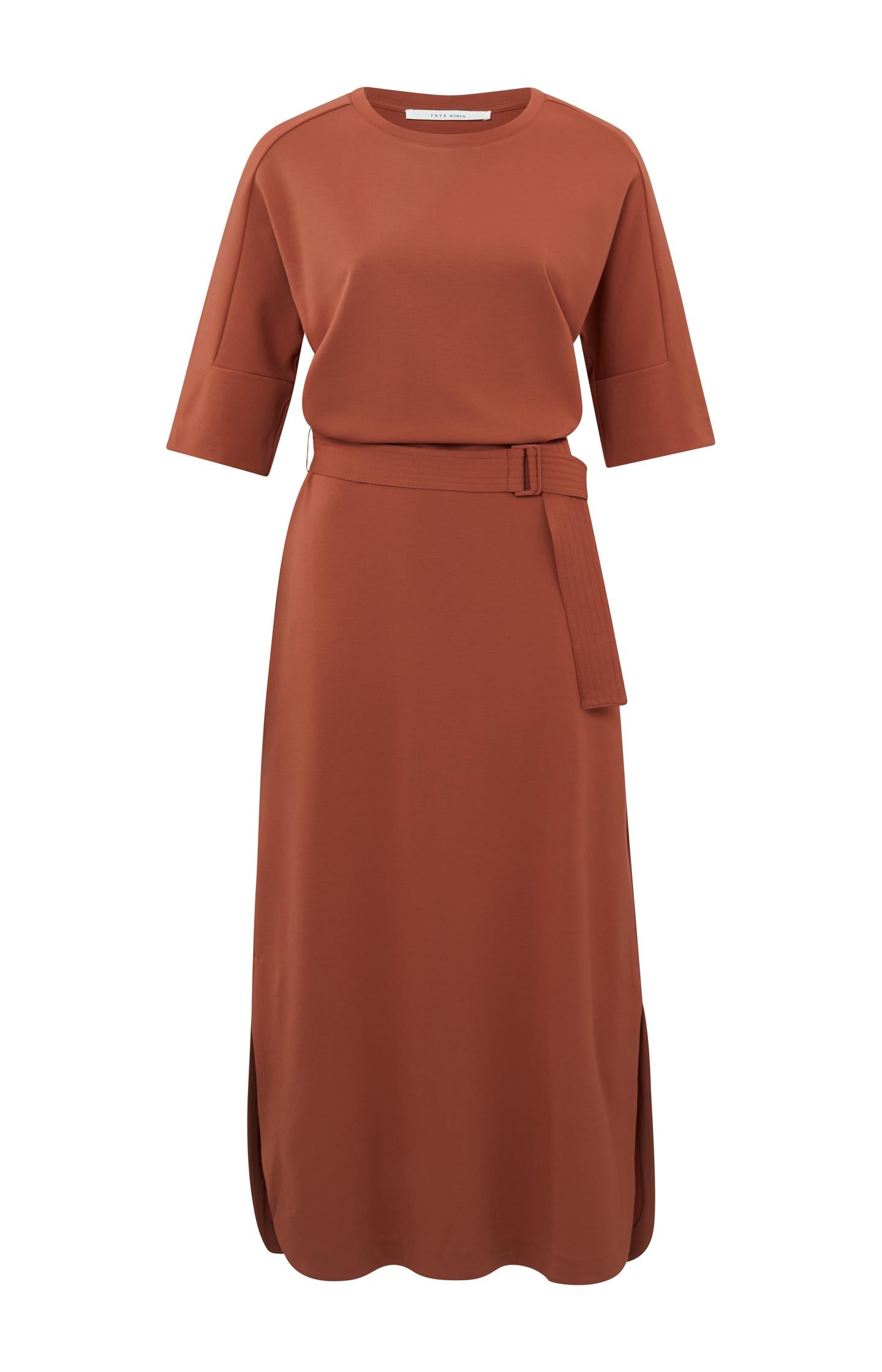 Jersey dress with round neck, short sleeves, splits and belt - Type: product