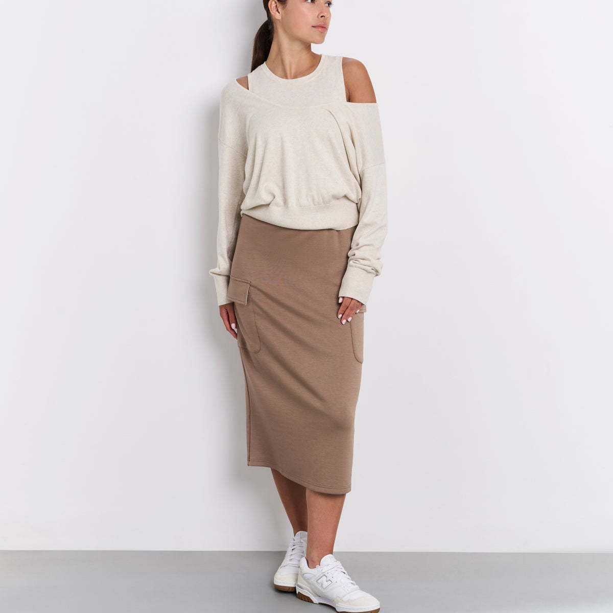 Jersey midi cargo skirt with elastic waistband