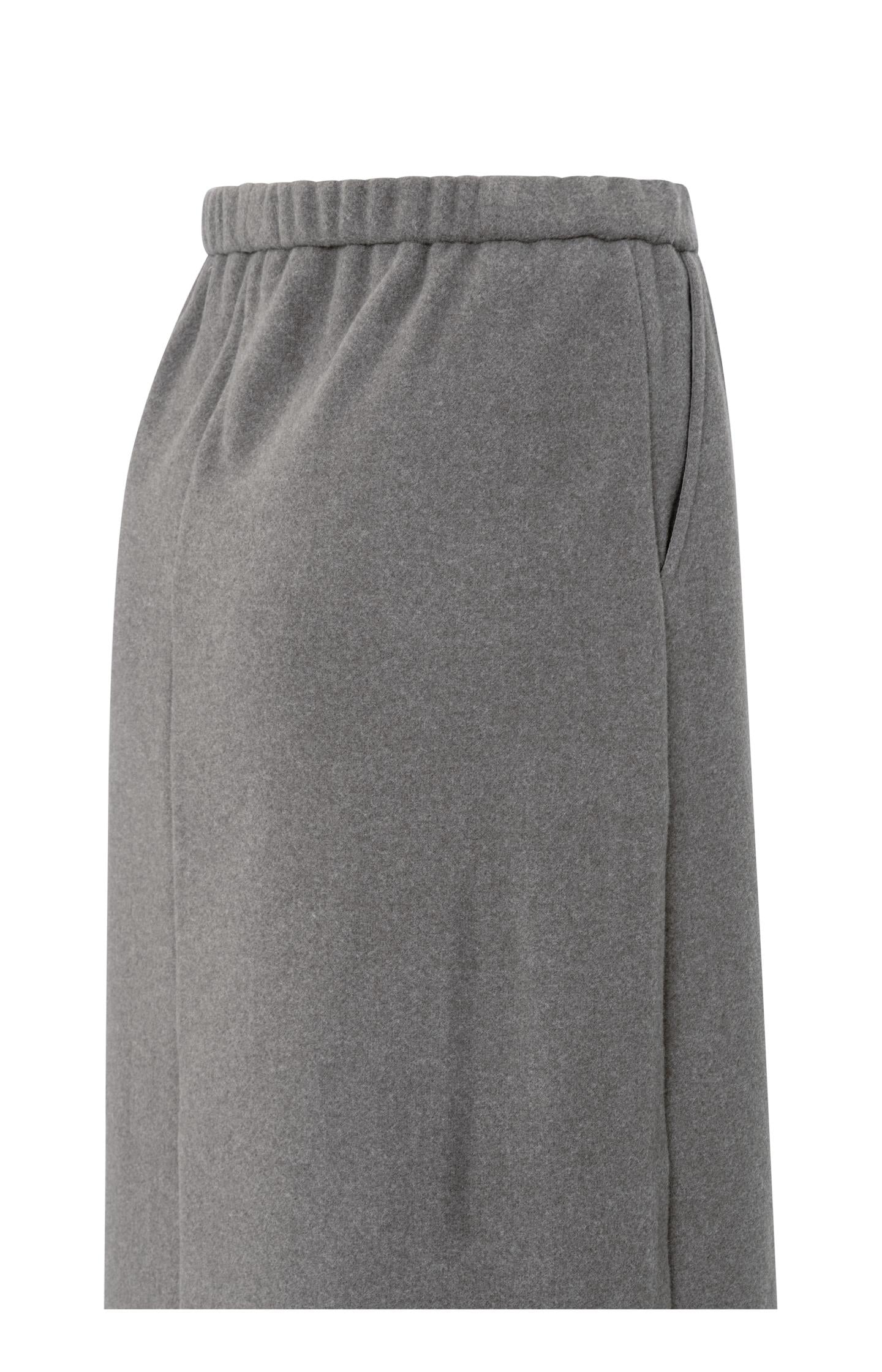Jersey midi skirt with elastic waistband and front slit