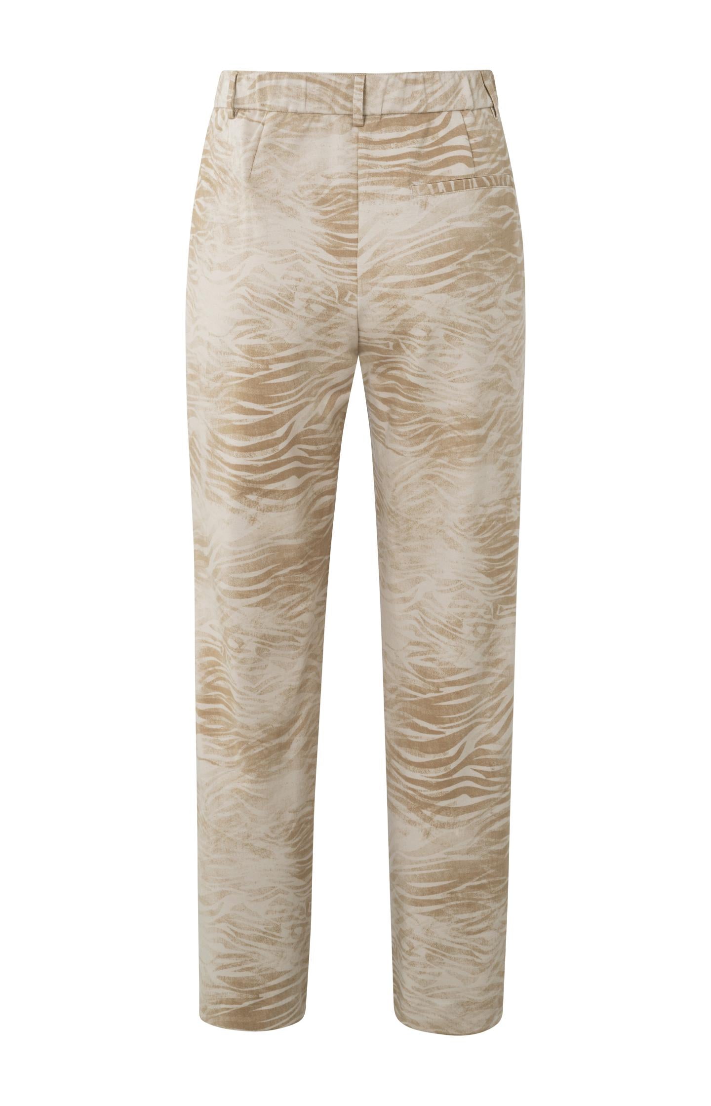 Jersey pantalon with side pockets, a zipfly and animal print