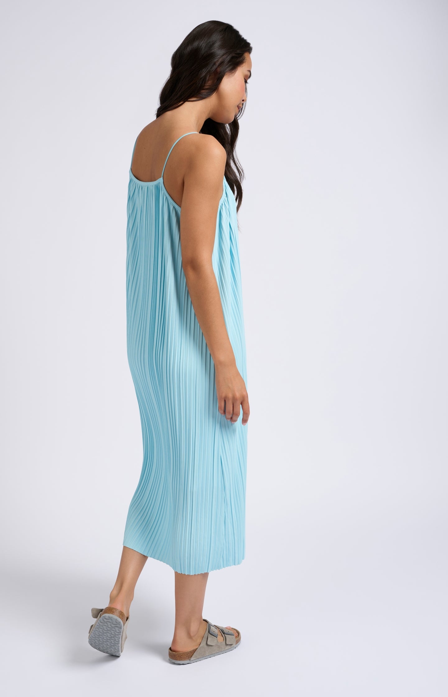 Jersey plisse dress with thin straps in flowy fit - Sea Angel Blue - Type: lookbook