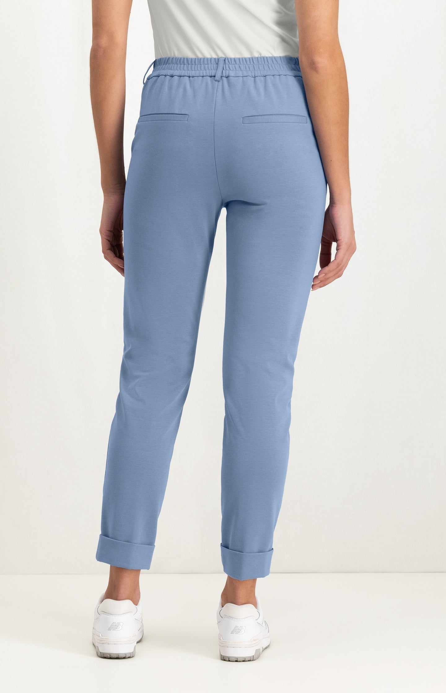 Jersey tailored trousers with elastic waist and pockets