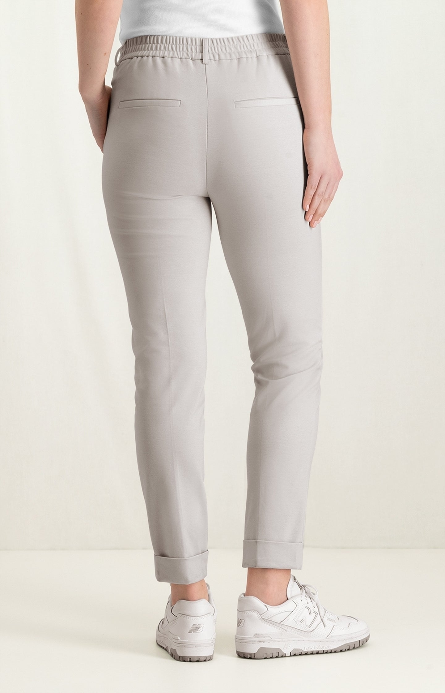 Jersey tailored trousers with elastic waist and pockets