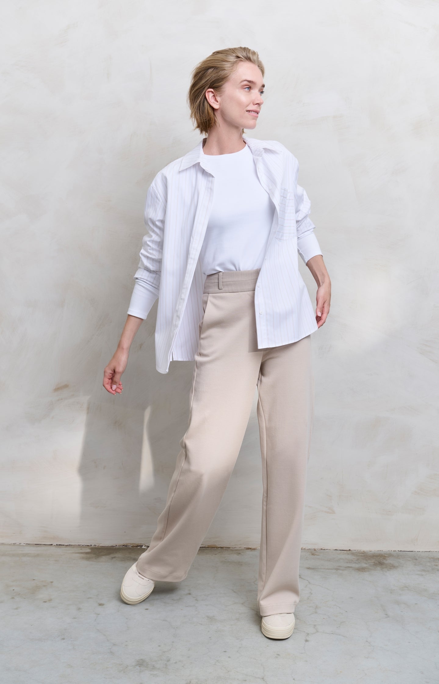 Jersey trousers with wide legs and contrasting waistband - Type: lookbook