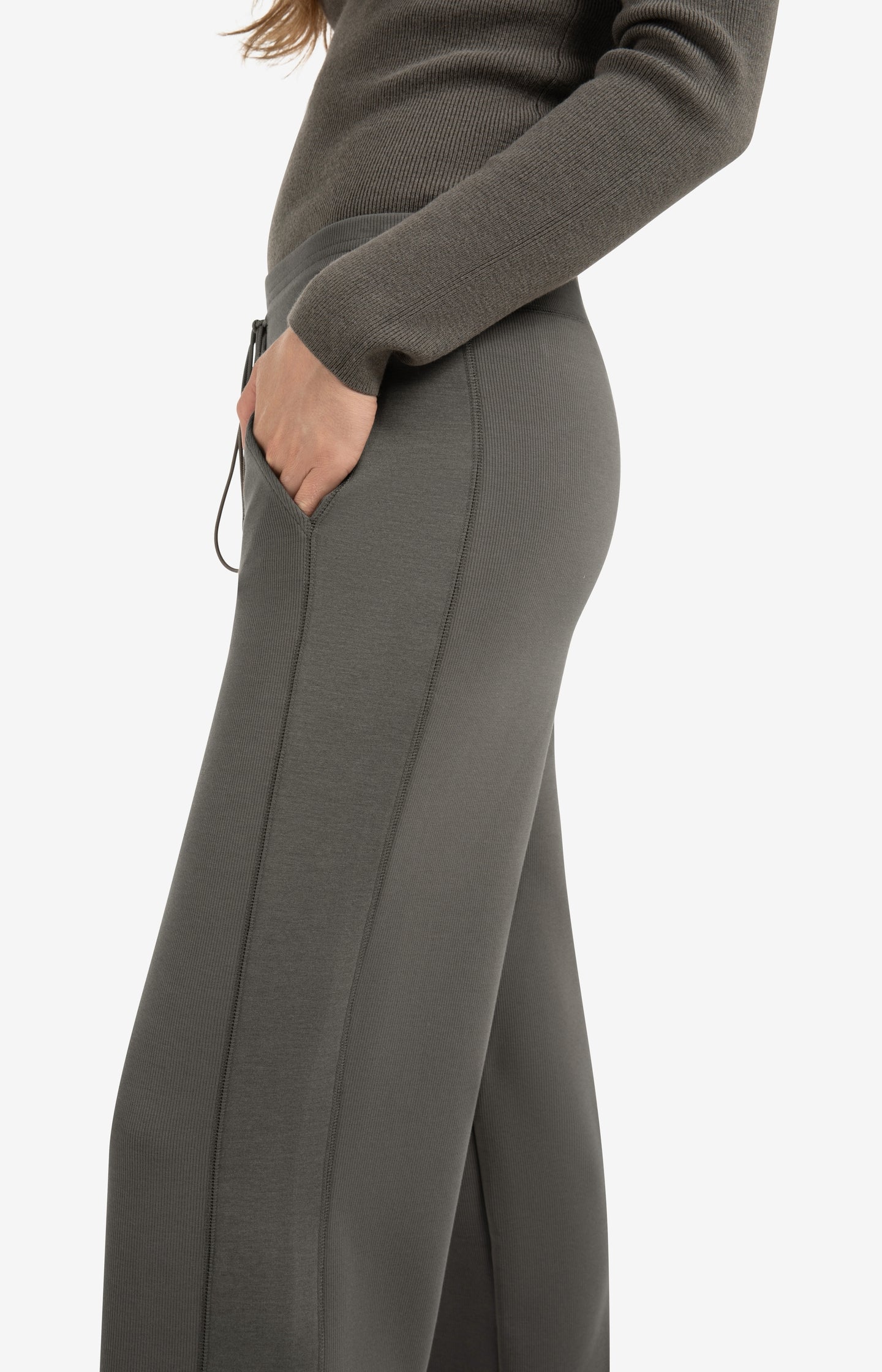 Jersey trousers with wide legs and side seam details