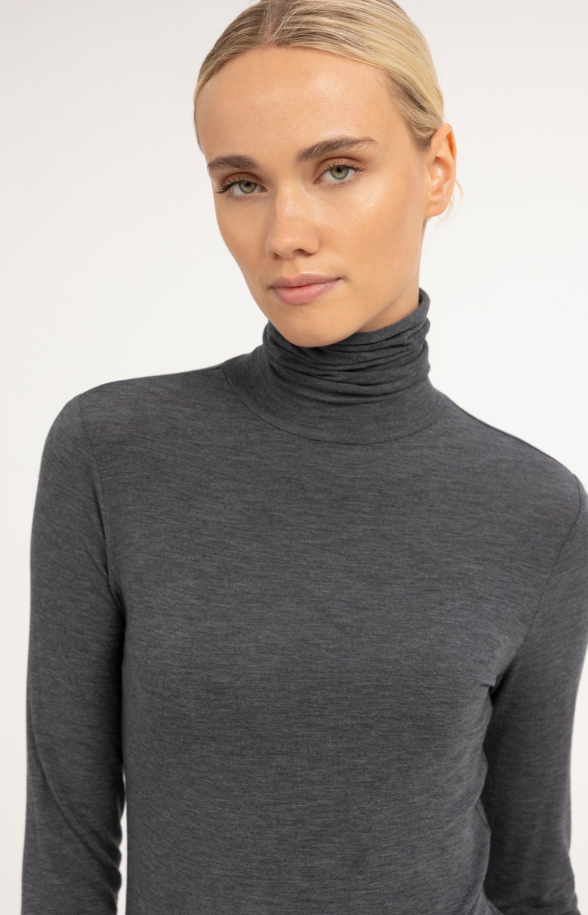 Jersey turtleneck top with long sleeves