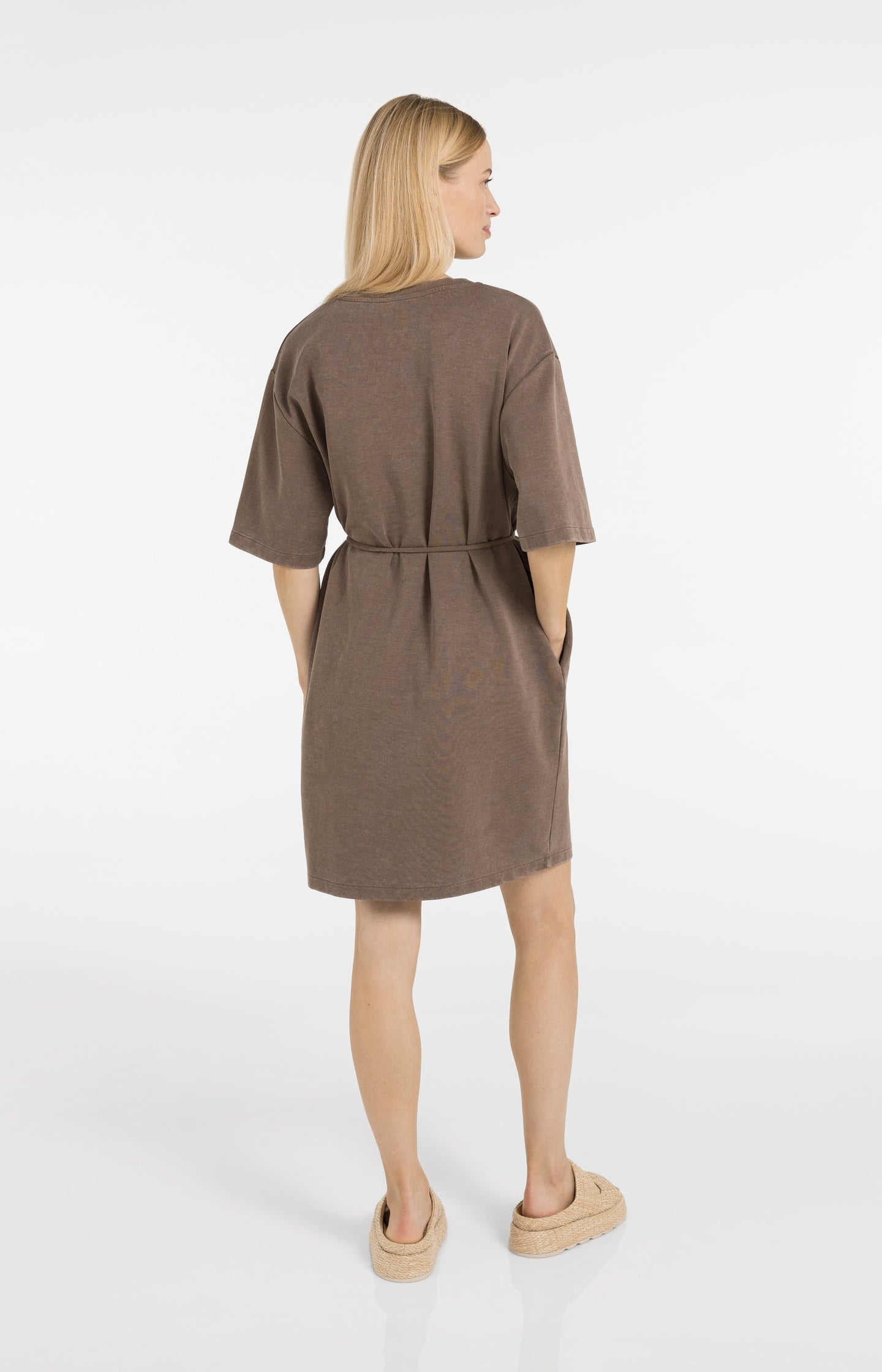 Jersey V-neck dress with washed look and tie belt - Type: lookbook