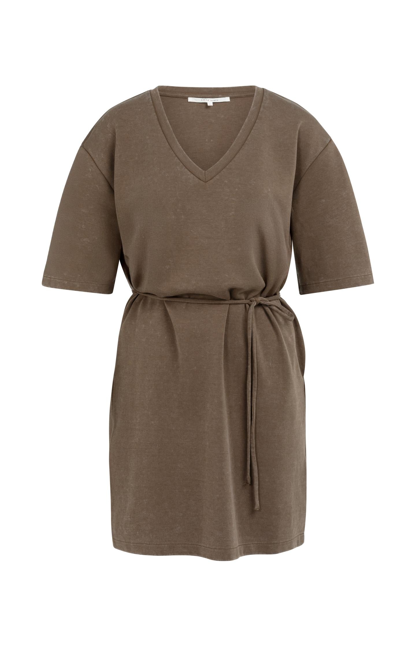 Jersey V-neck dress with washed look and tie belt