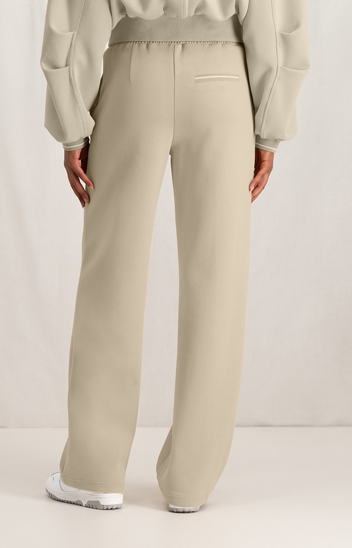 Jersey wide leg trousers with elastic waist and seam details