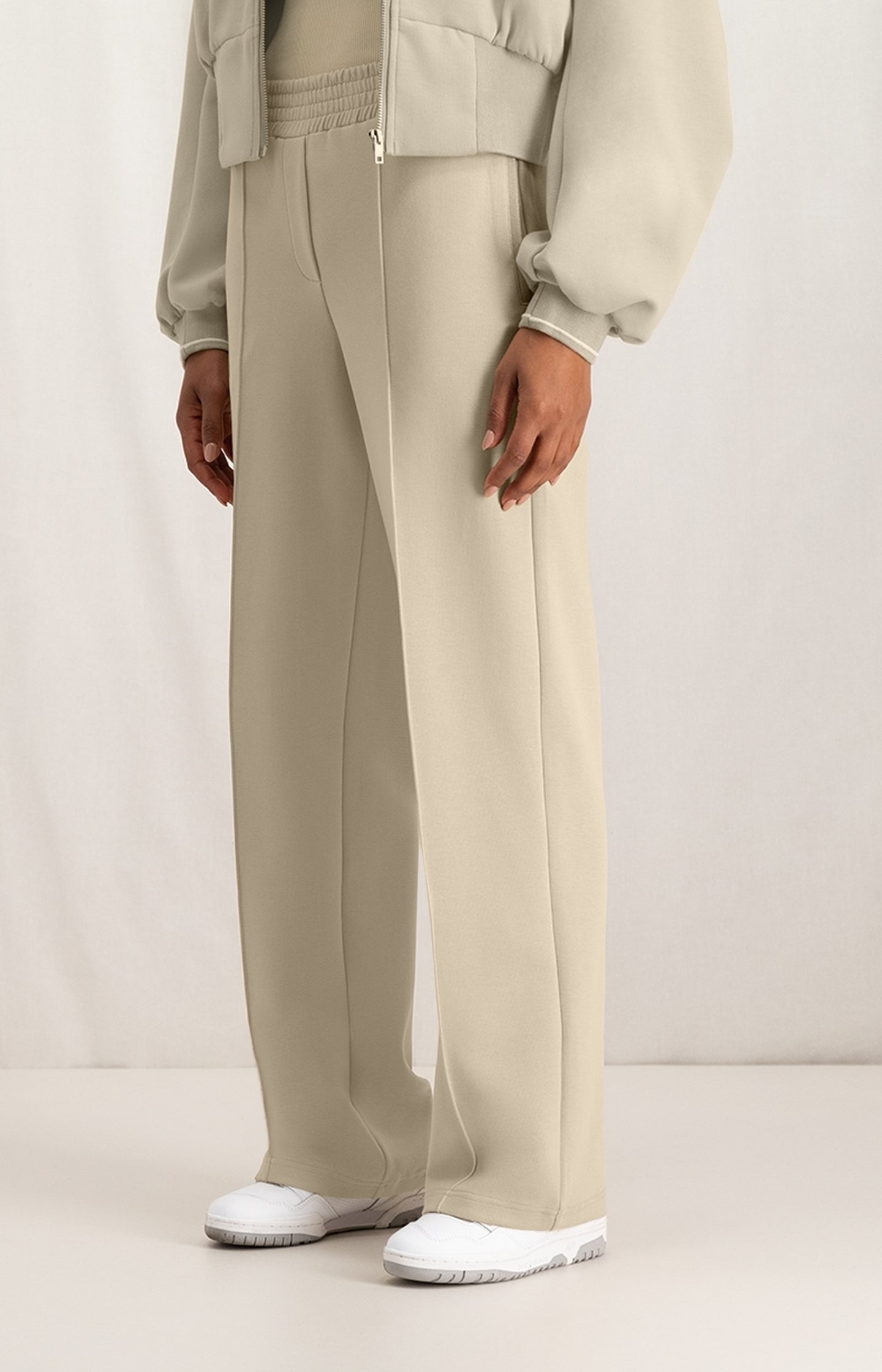 Jersey wide leg trousers with elastic waist and seam details