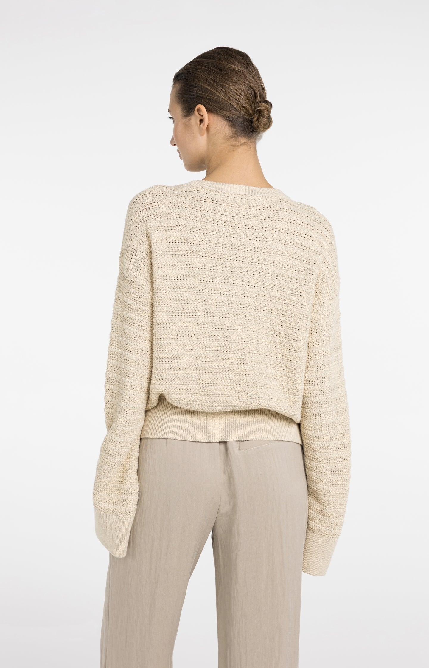 Knitted cardigan with V-neck and diagonal placket