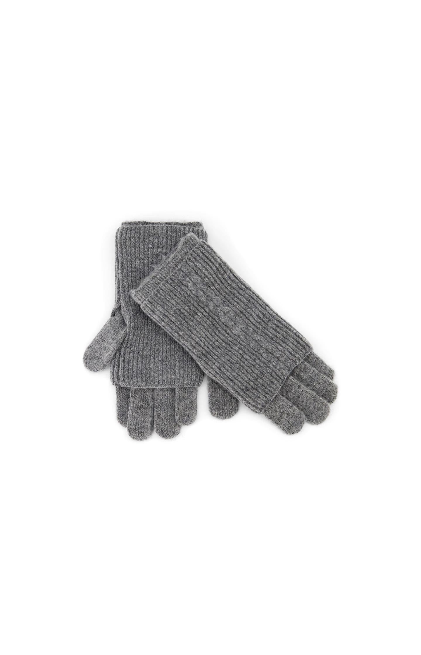 Knitted gloves with ribbed cable design