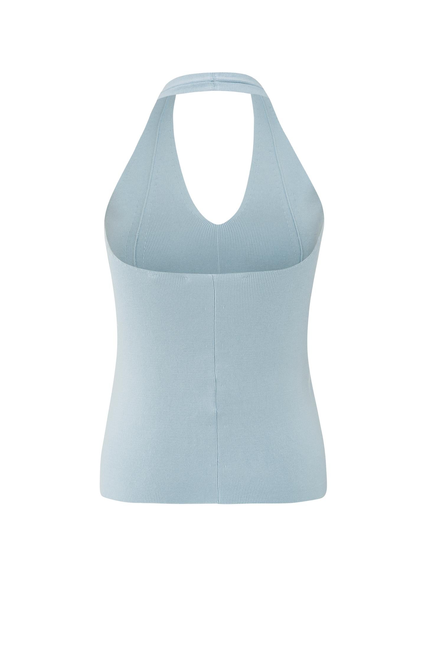 Knitted haltertop with fitted fit