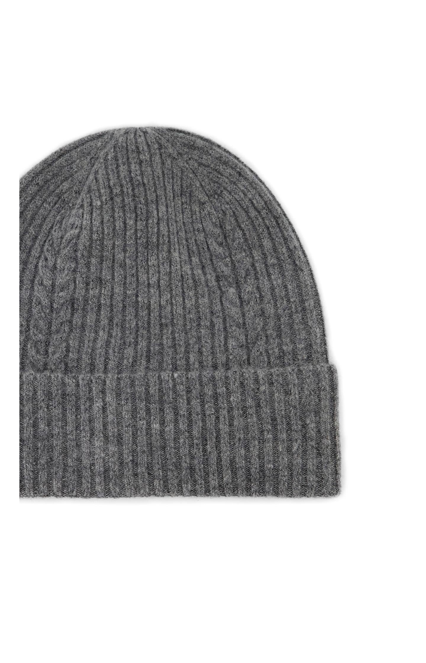 Knitted hat with ribbed pattern and turned-up edge