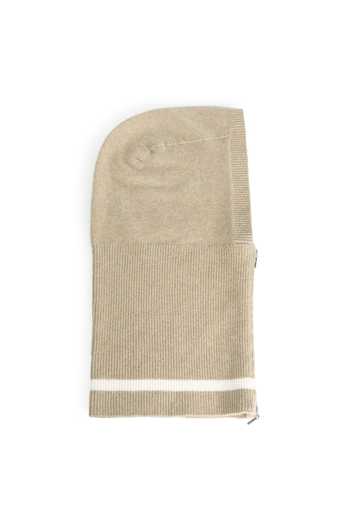 Knitted hooded snood with zipper - Type: product