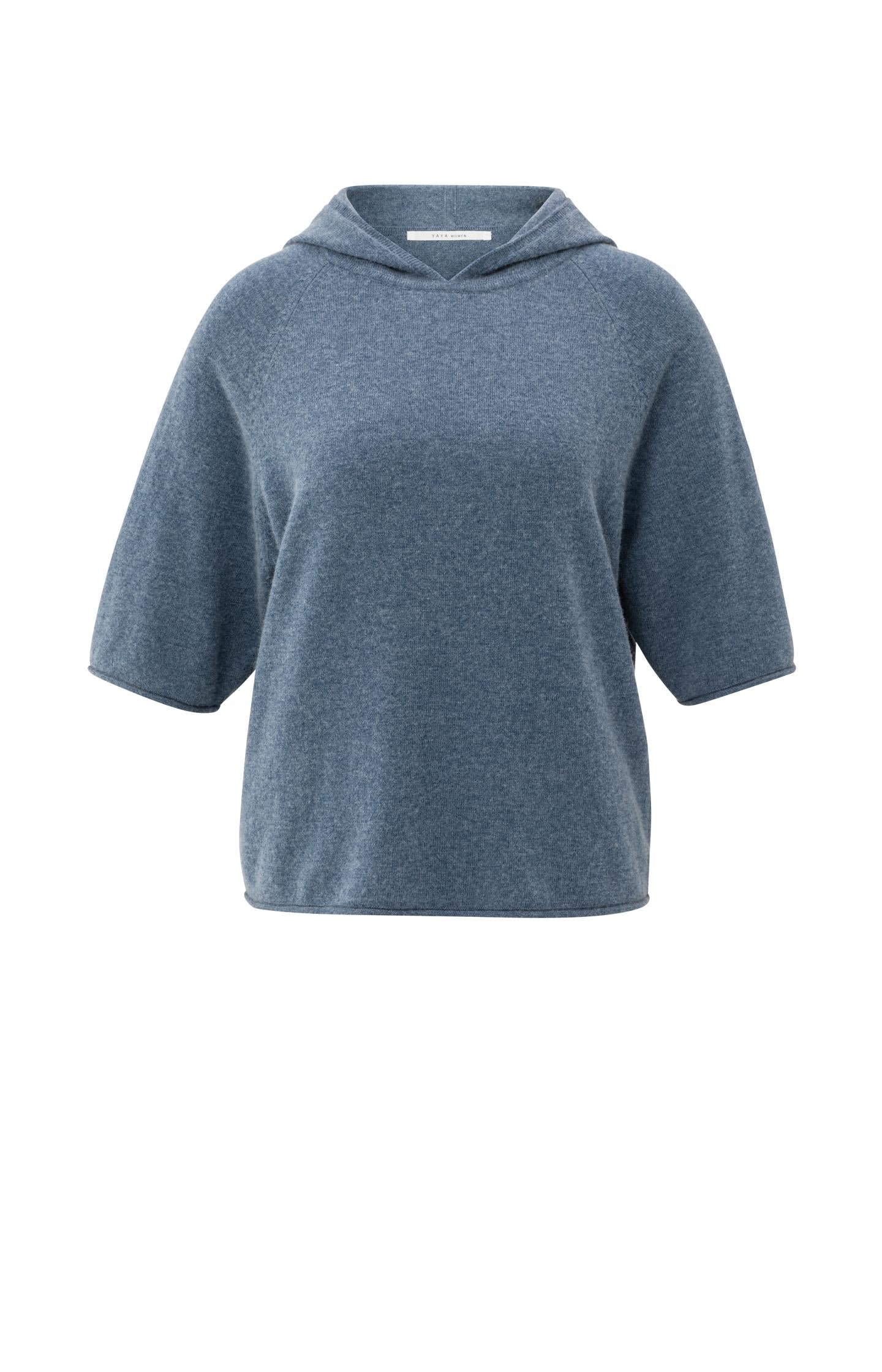 Knitted hoodie with short sleeves - Type: product