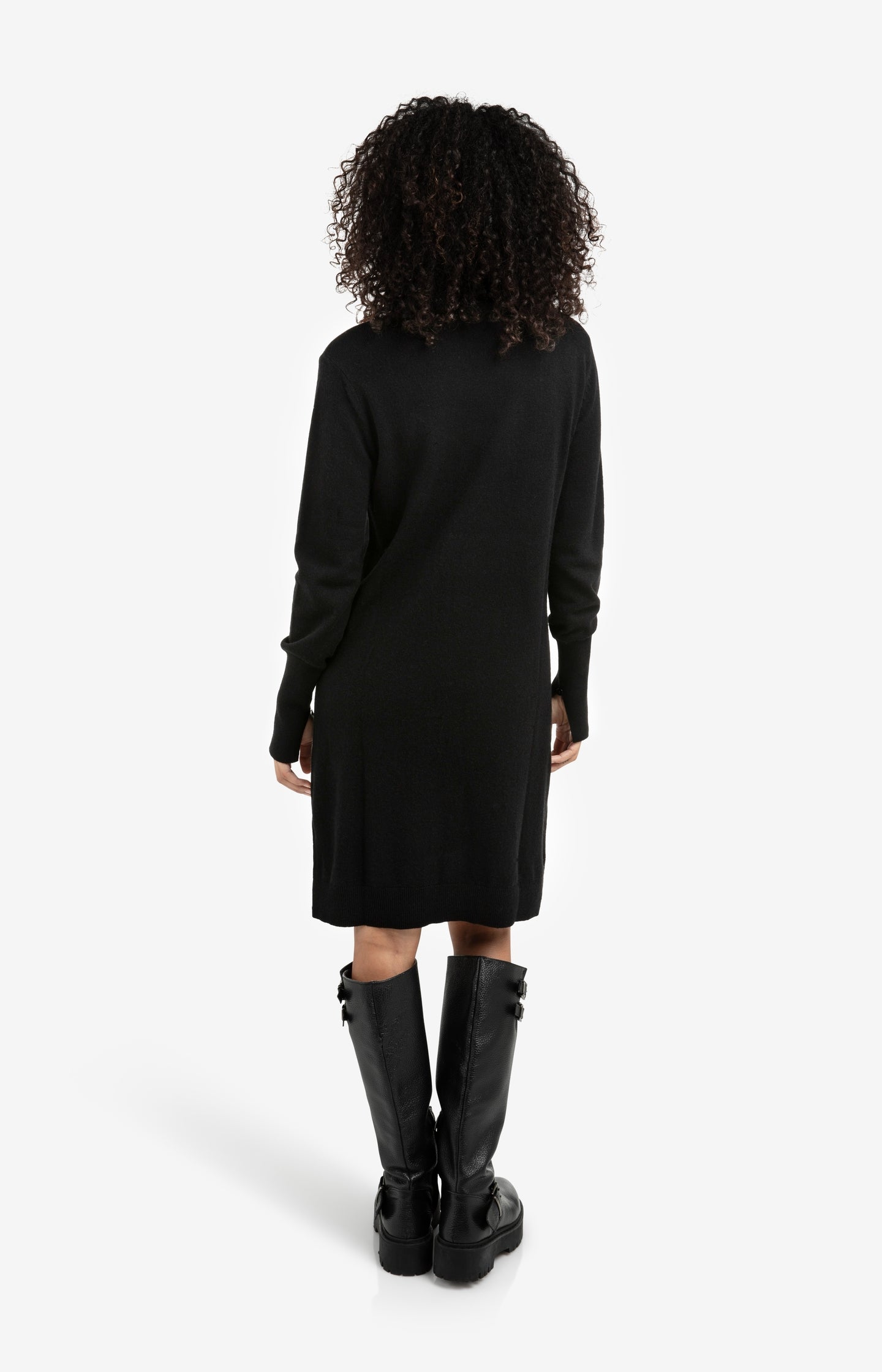 Knitted midi dress with open details at neckline