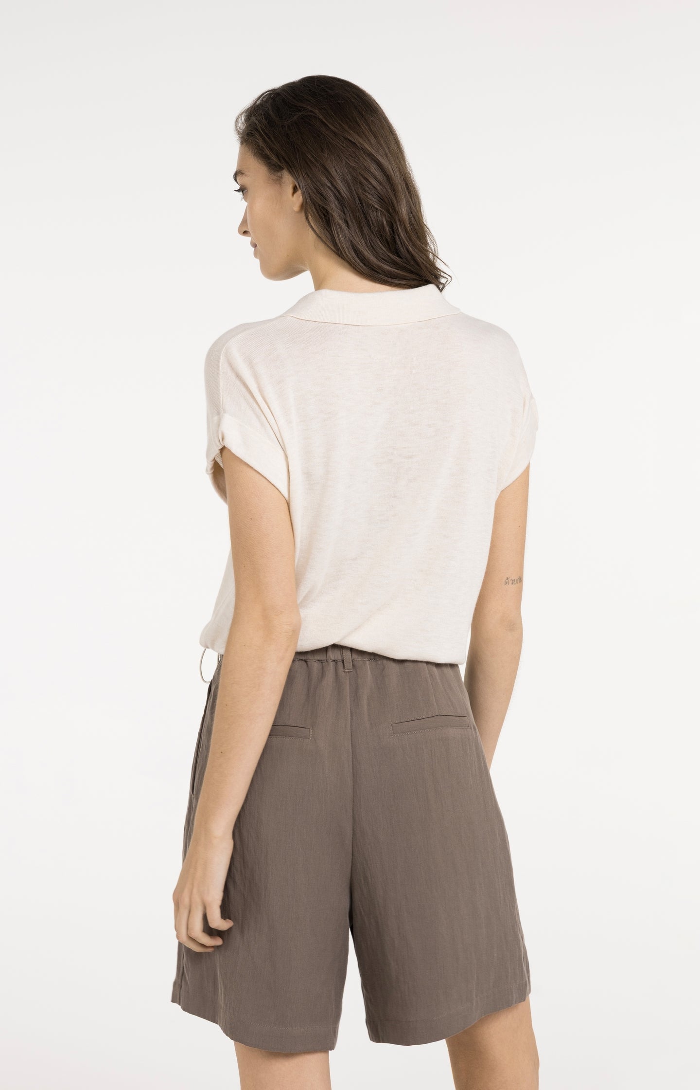 Knitted polo with drawstring hem - Type: lookbook