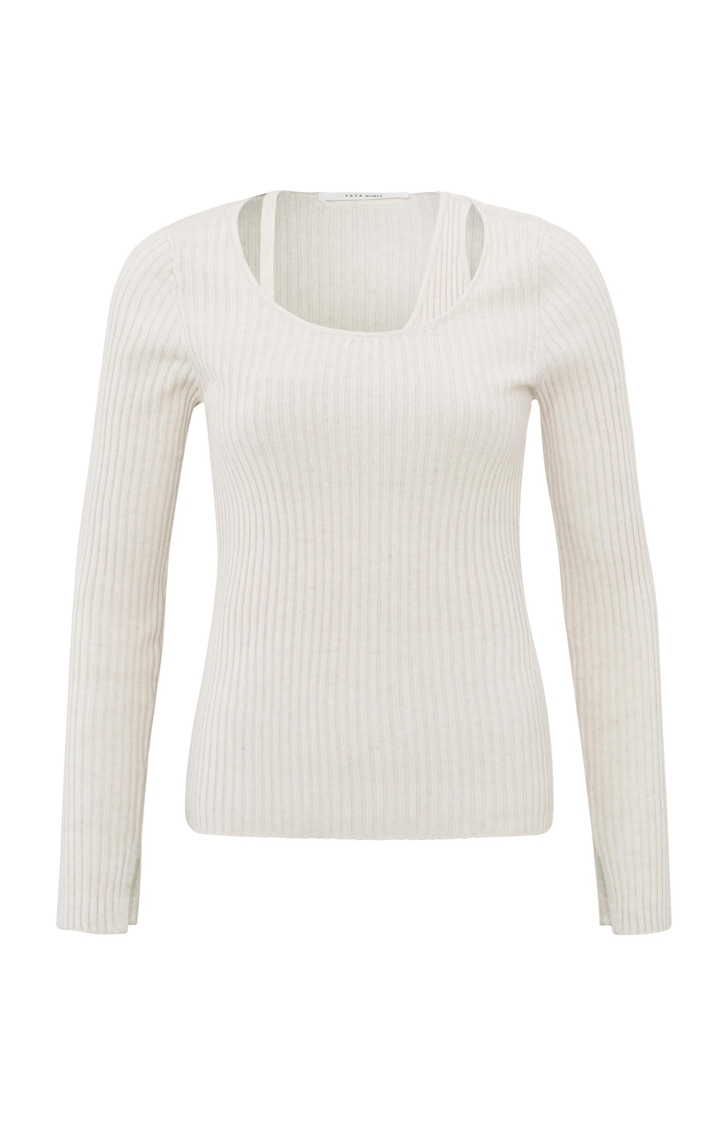 Knitted shirt with short sleeves, round neck and fitted fit - Type: product