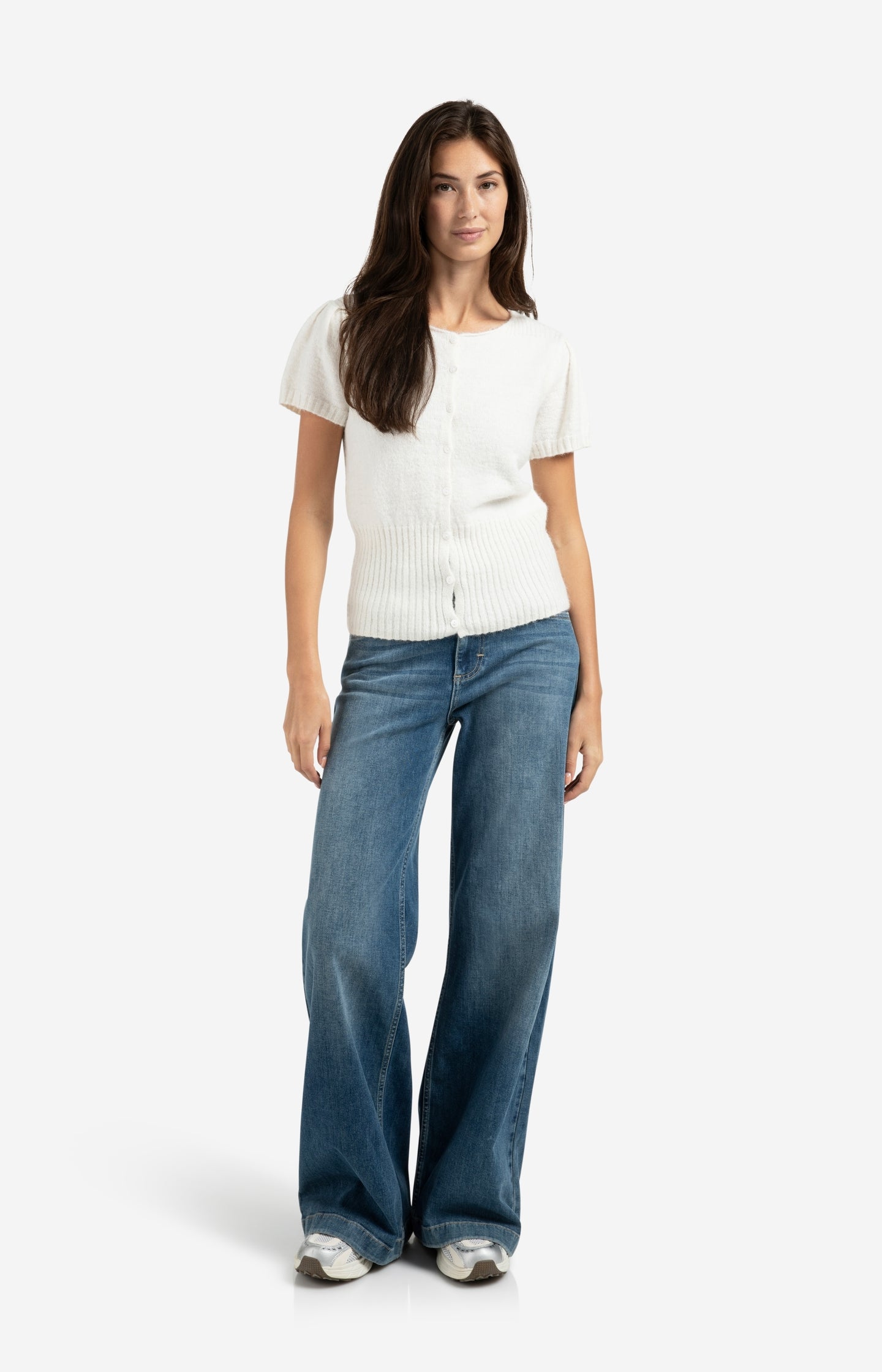 Knitted short sleeve cardigan with rib accents - Type: lookbook