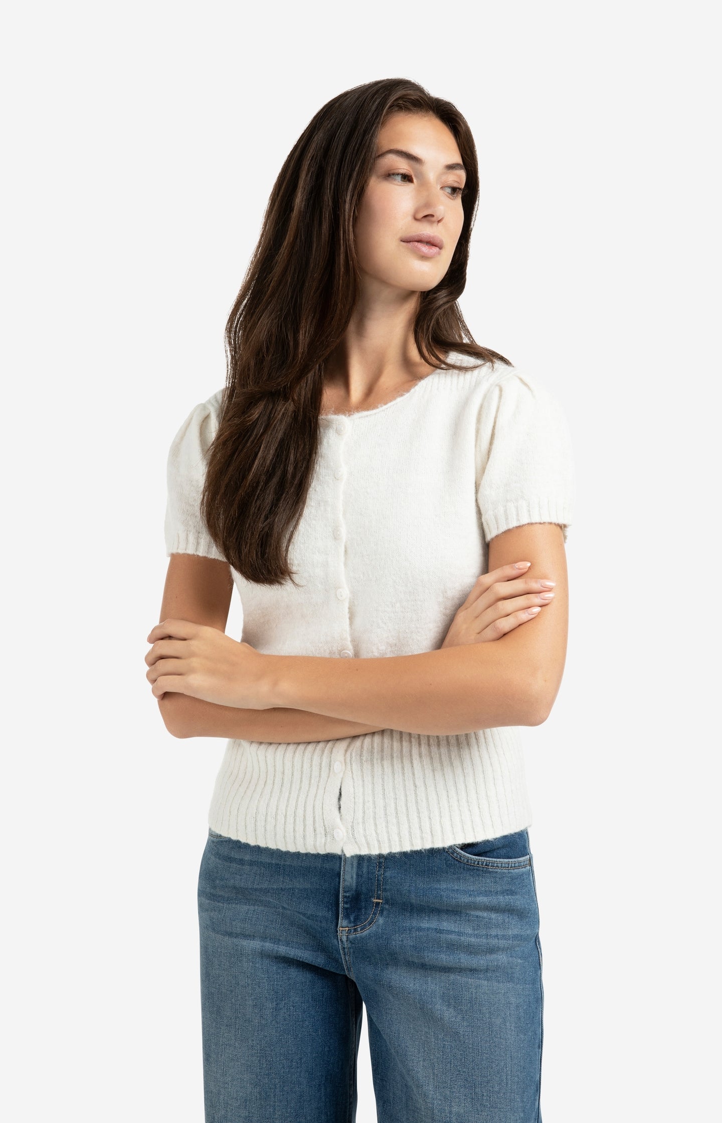 Knitted short sleeve cardigan with rib accents
