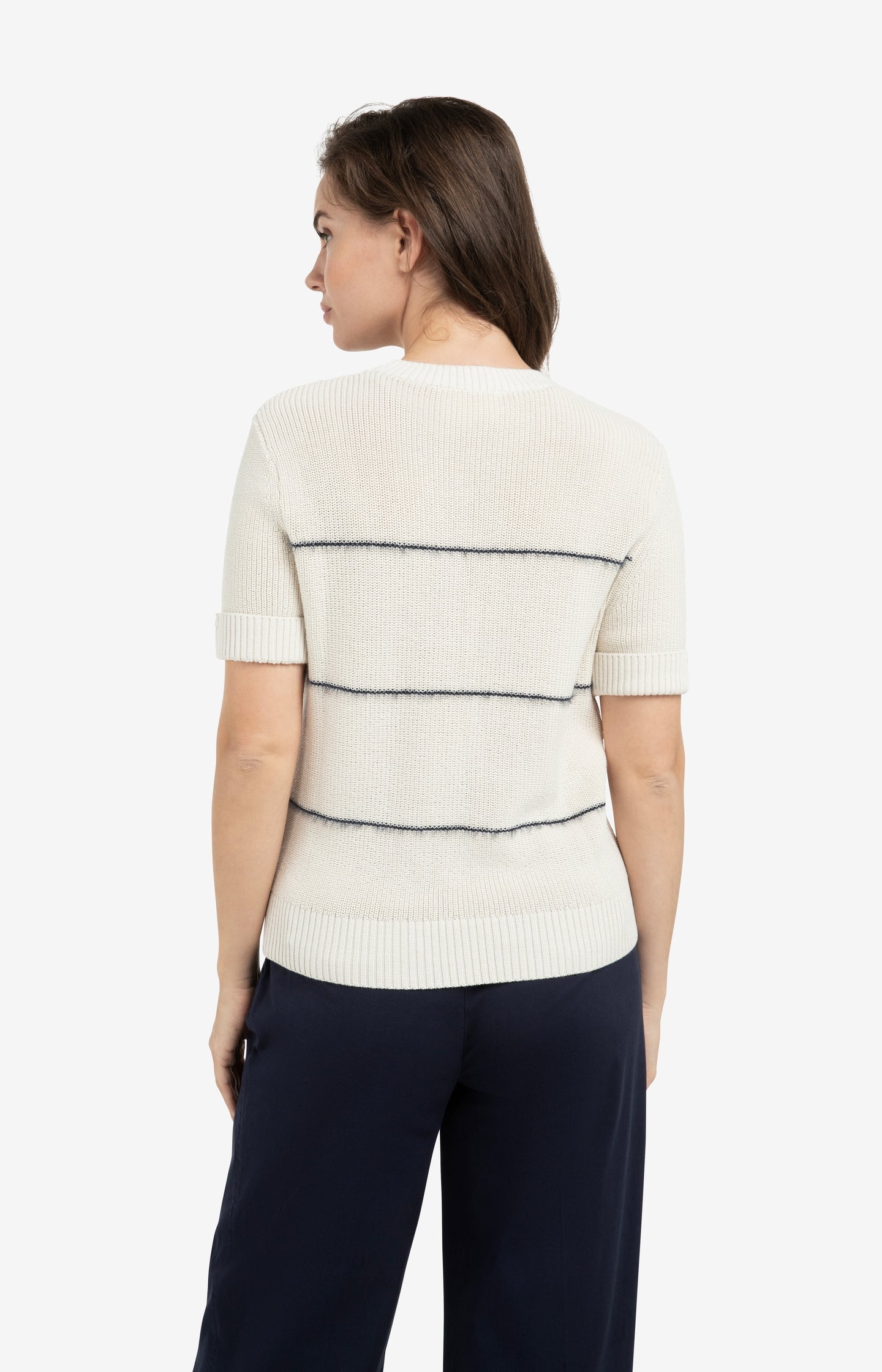 Knitted short sleeve sweater with fuzzy stripes
