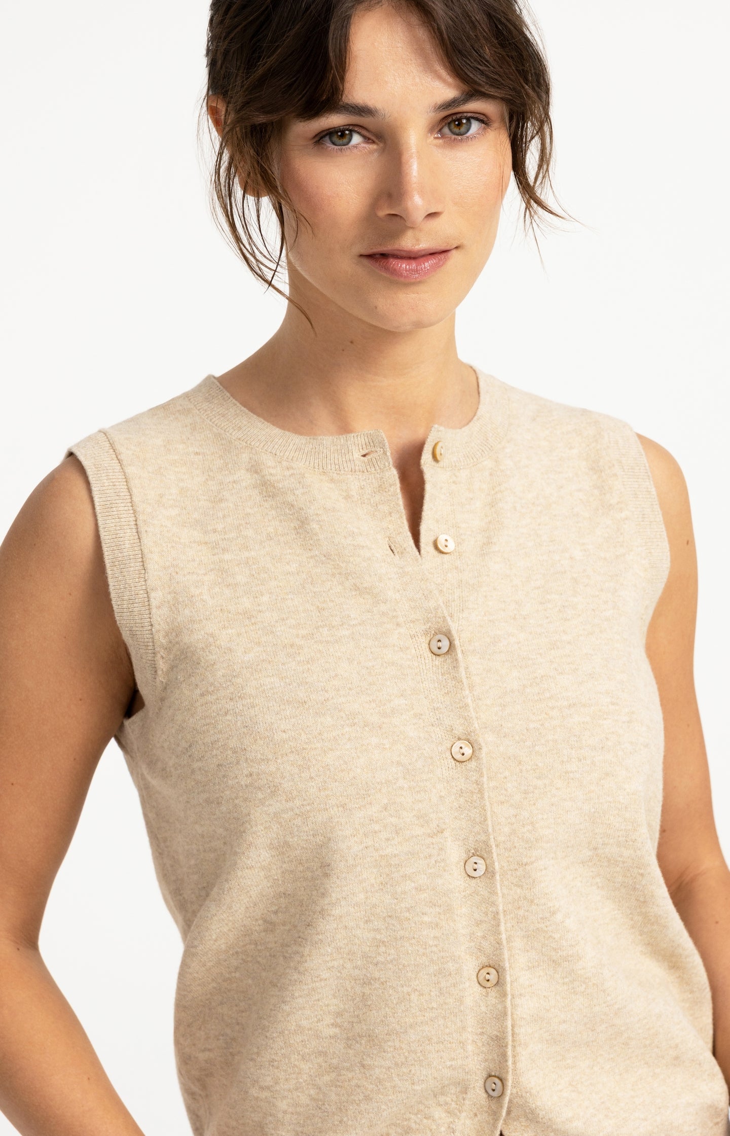 Knitted spencer with button closure - Type: lookbook