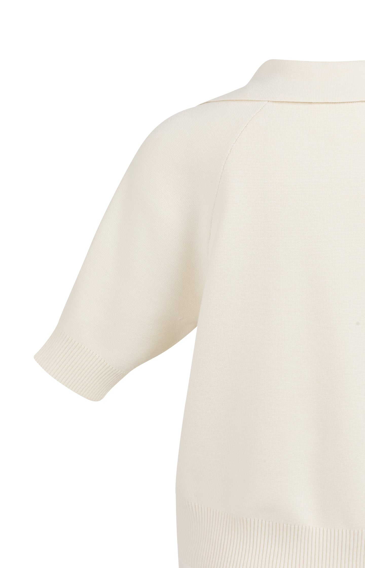 Knitted sweater with collar and short sleeves