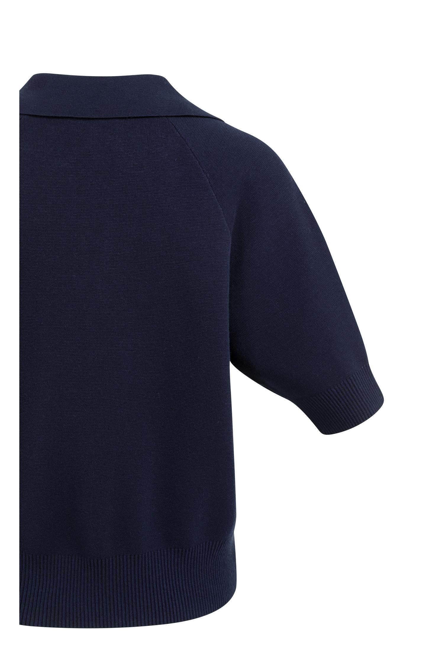 Knitted sweater with collar and short sleeves