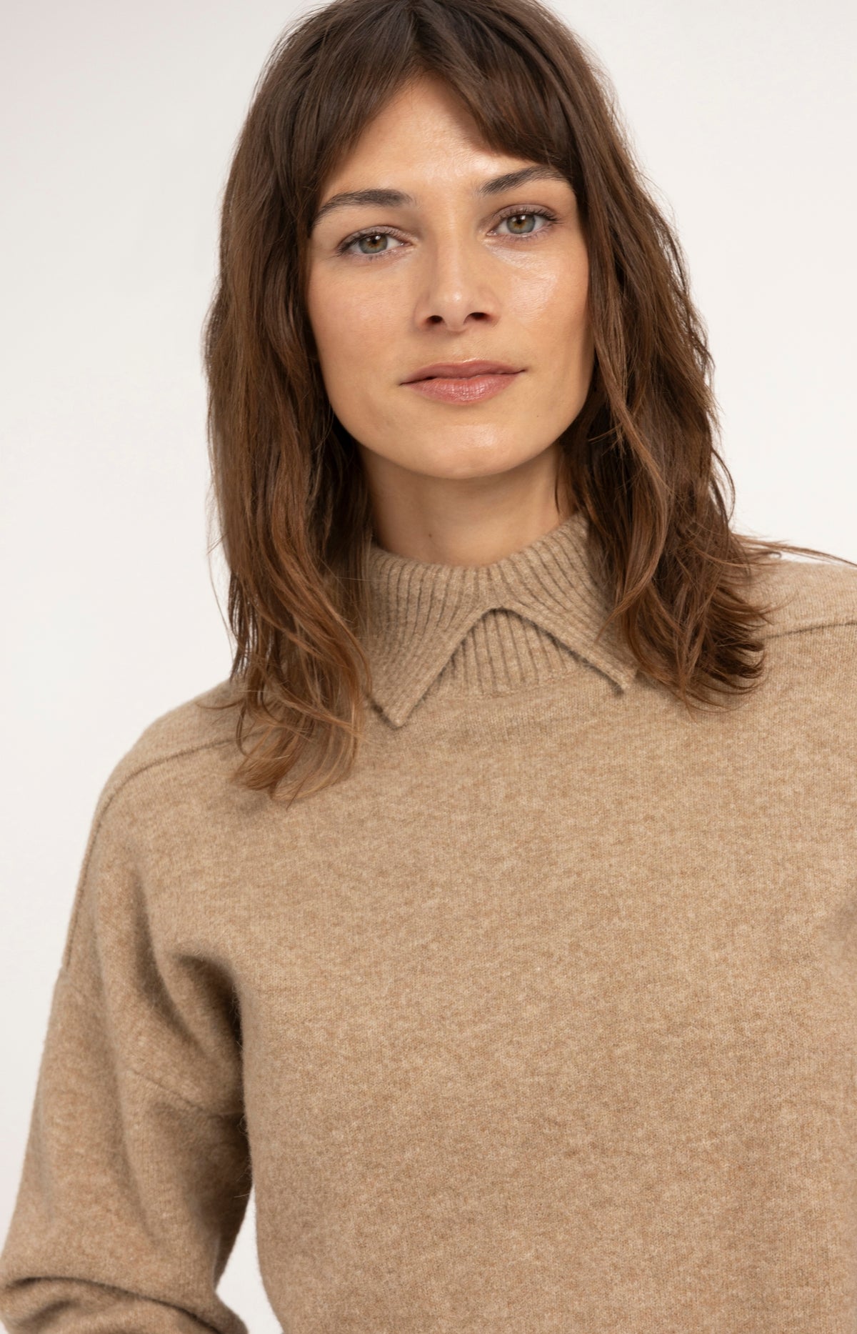 Knitted sweater with polo collar - Beige