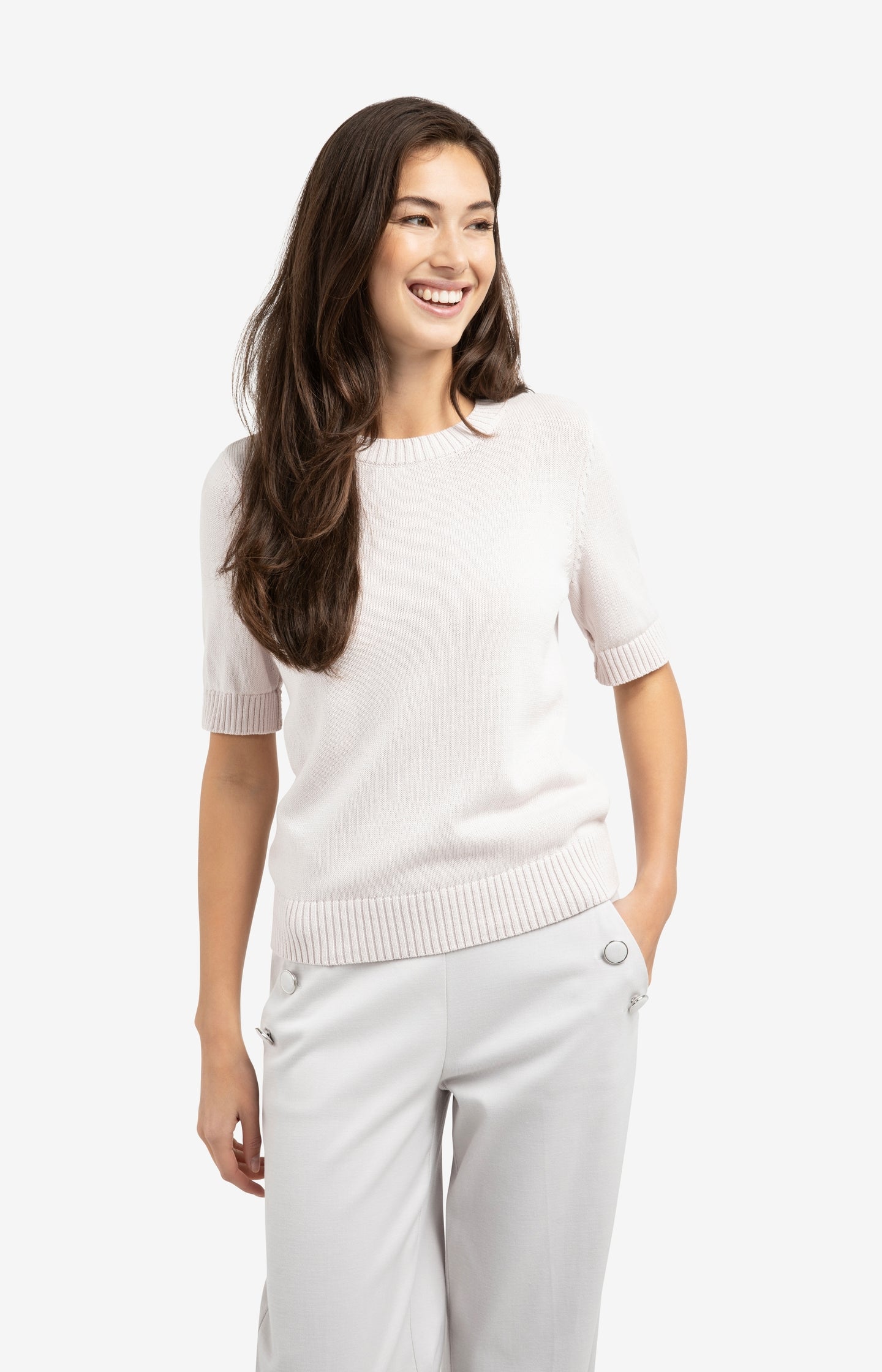 Knitted sweater with rolled-up short sleeves