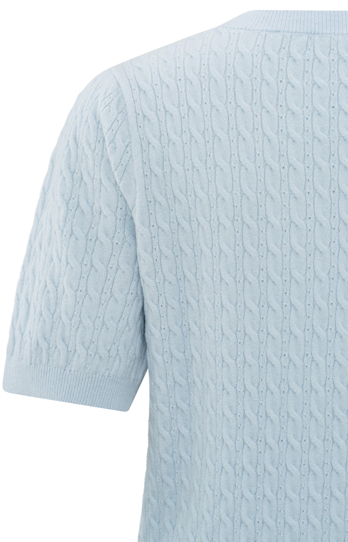 Knitted sweater with short sleeves and cable pattern