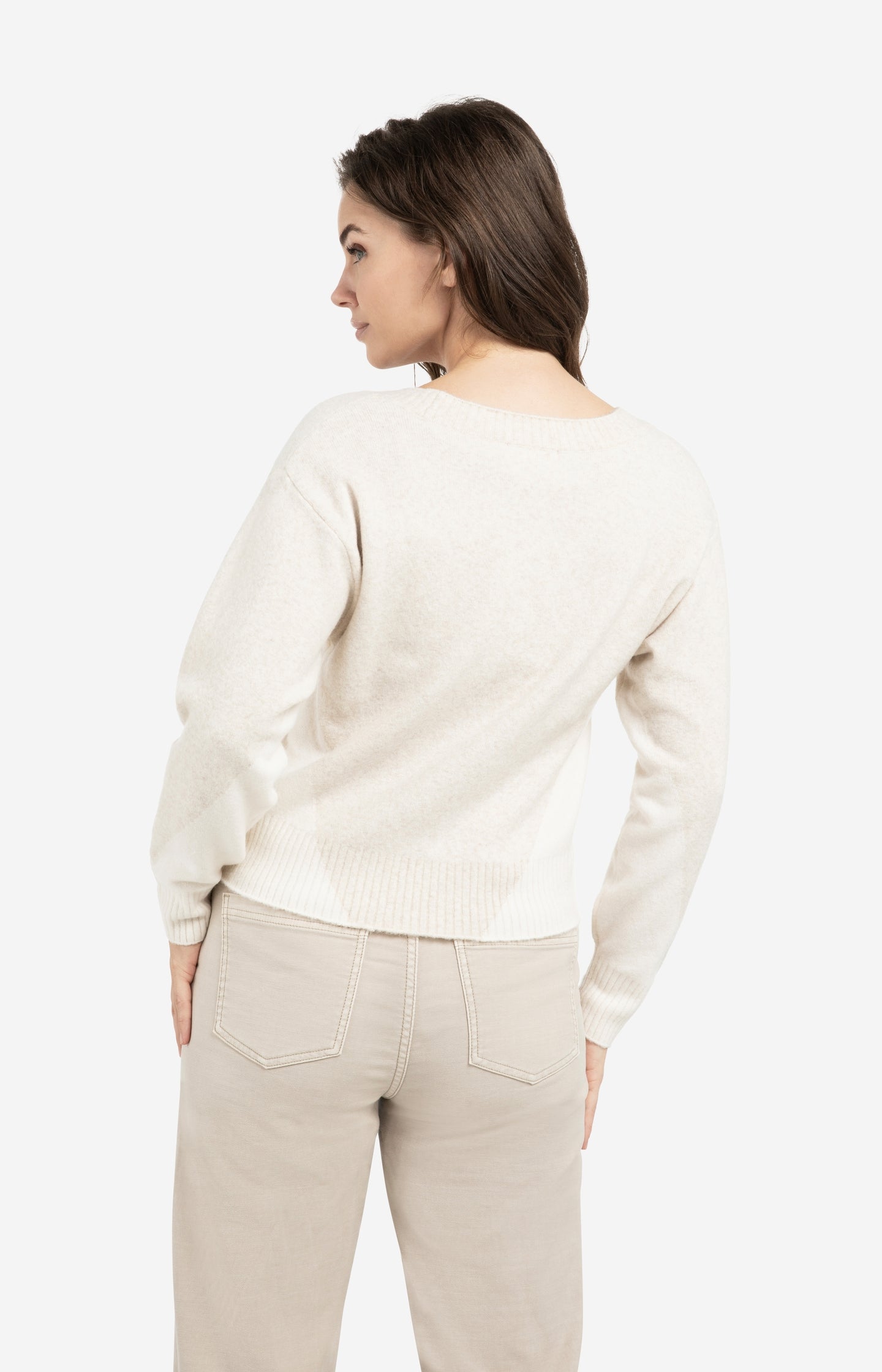 Knitted sweater with V-neck and colorblock effect