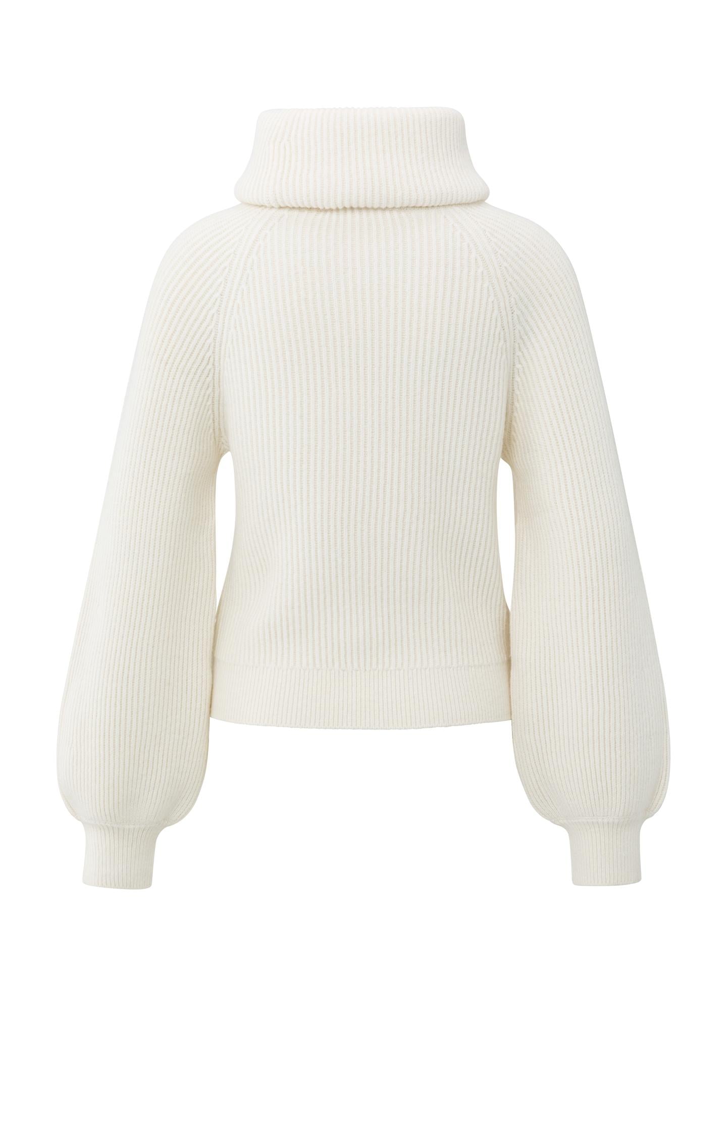 Knitted sweater with wide collar and balloon sleeves