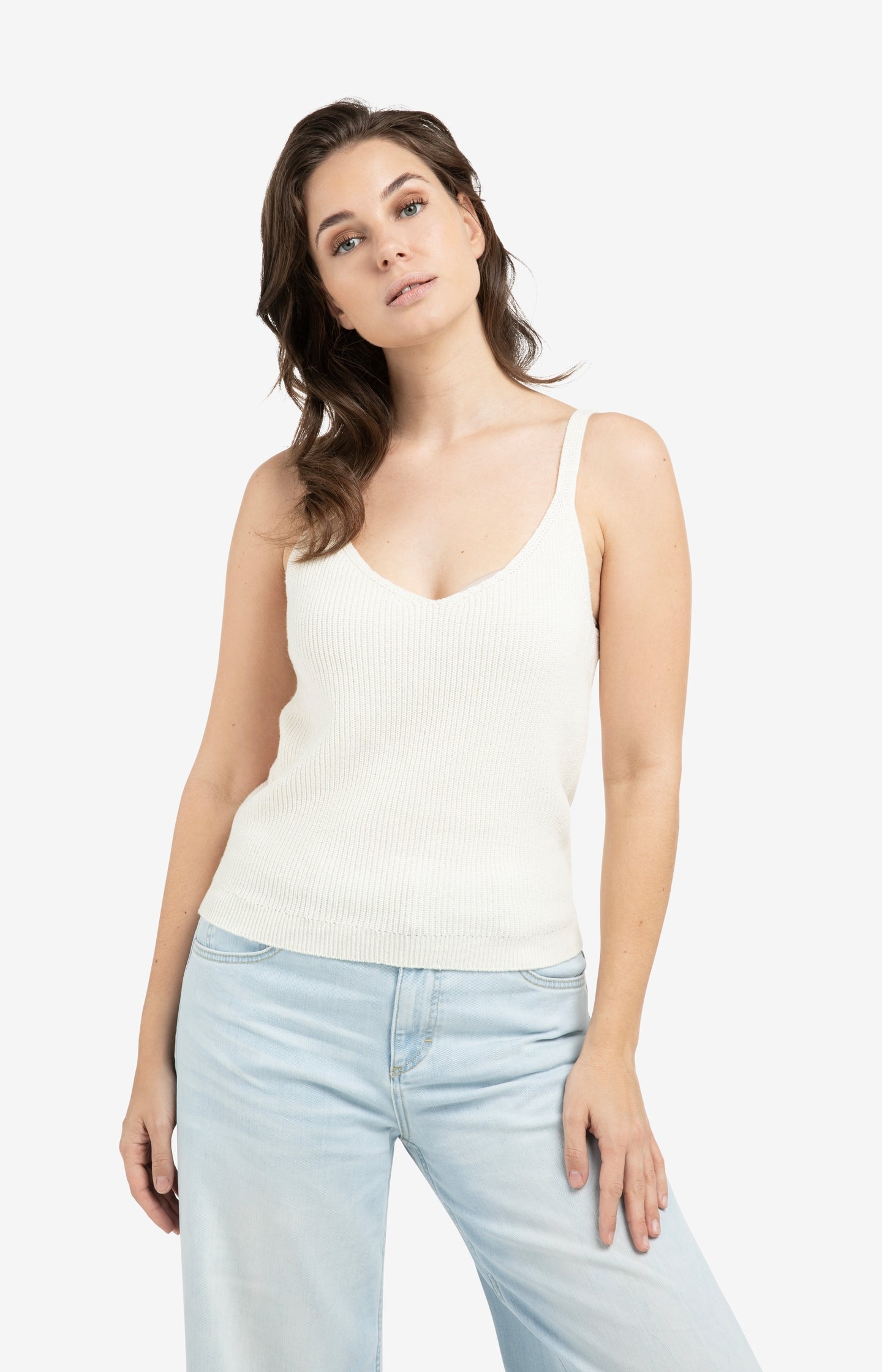 Knitted tank top with rib texture - Type: lookbook