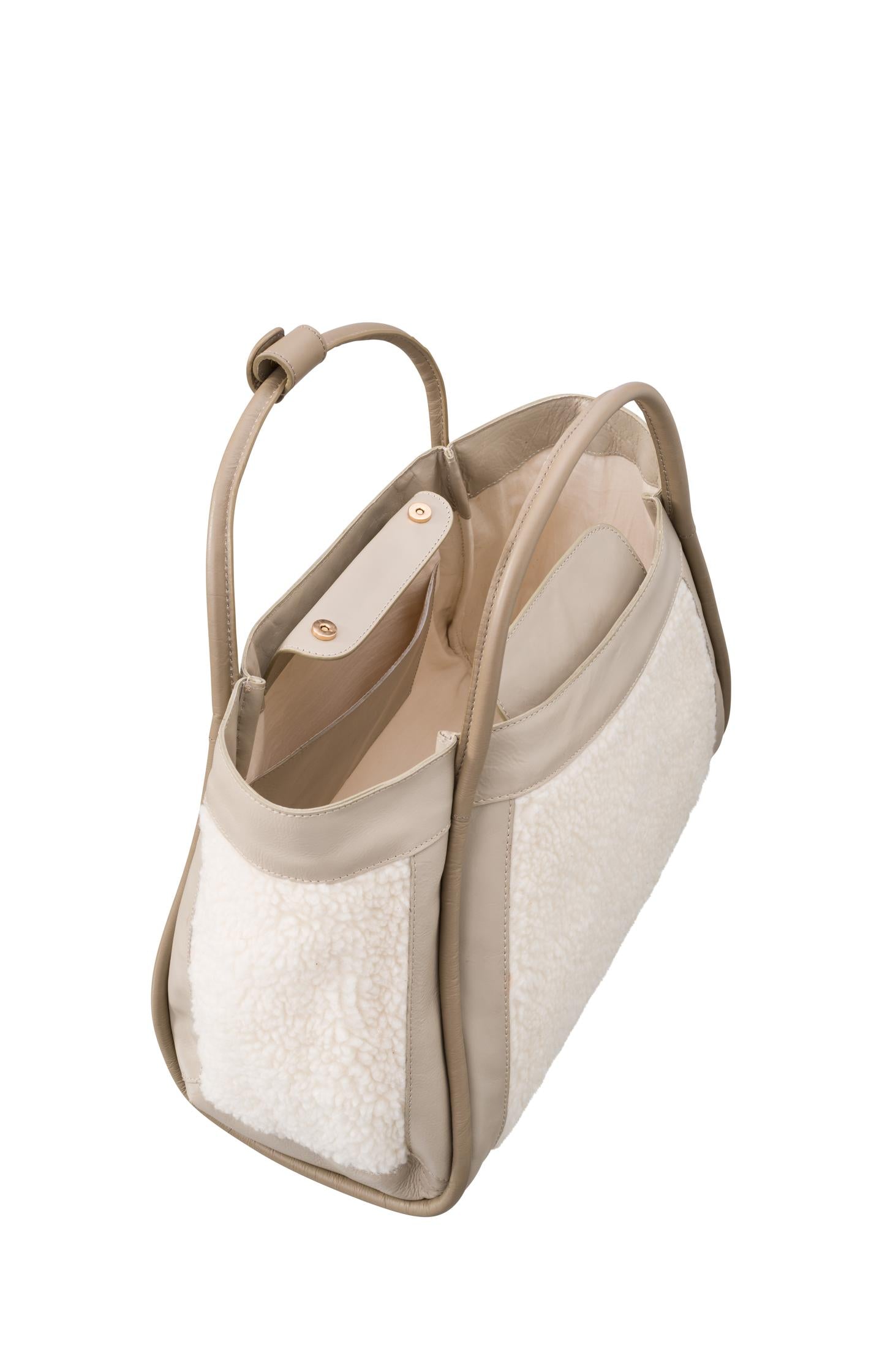 Leather bag with Lammy details - Pure Cashmere Brown