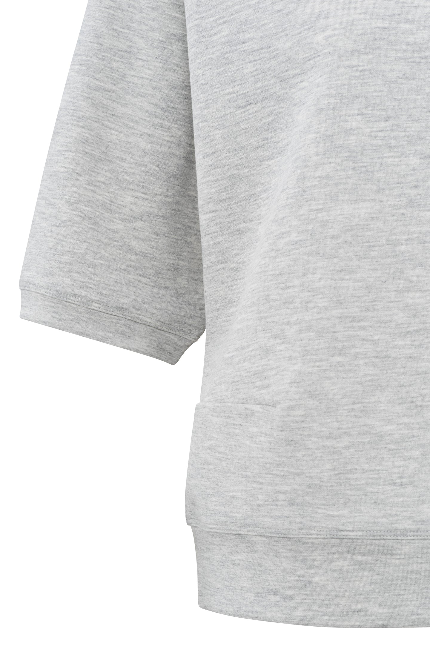 Light gray sweatshirt with short sleeves and round neck