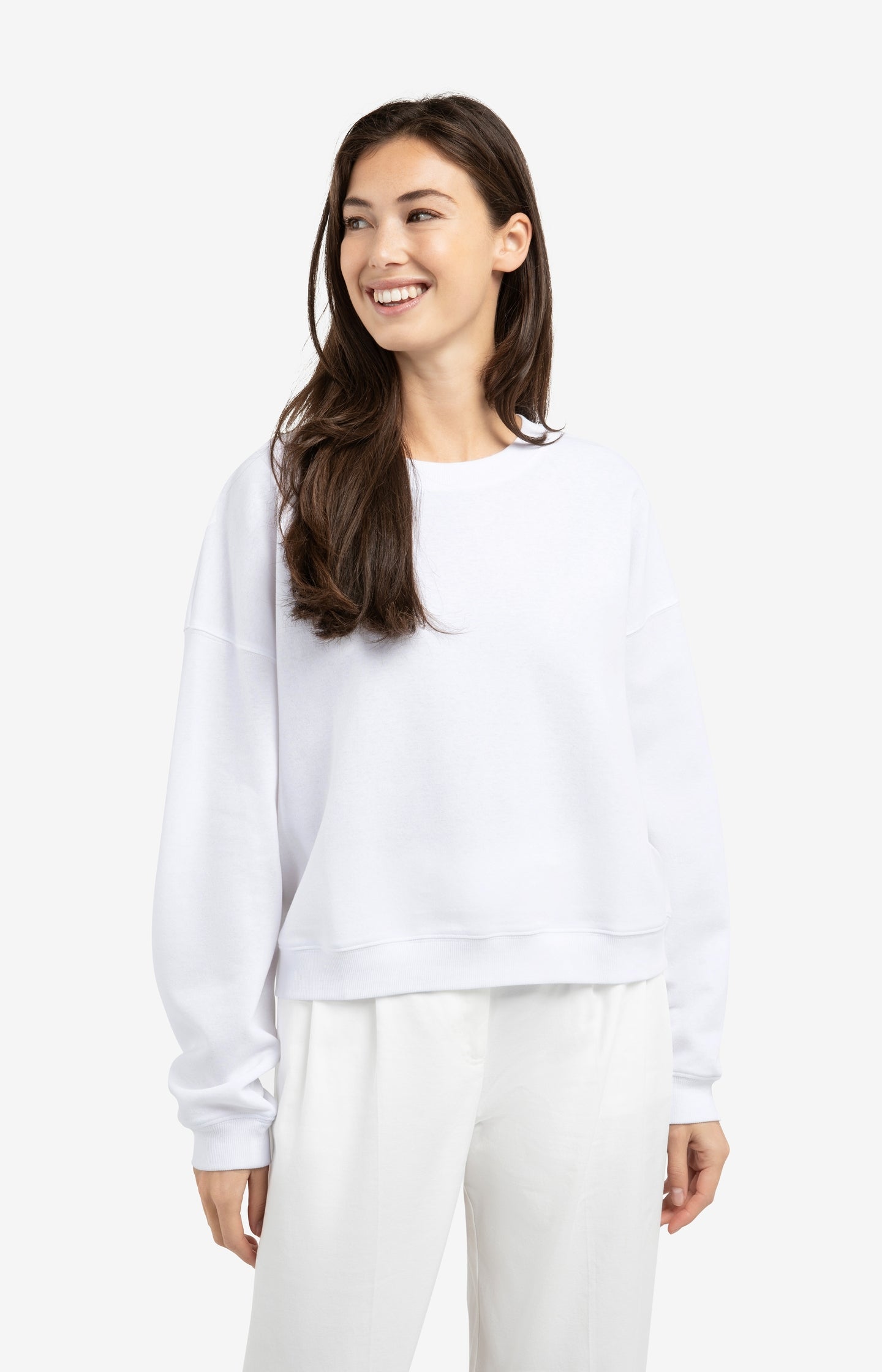 Lightweight sweater with crew neck