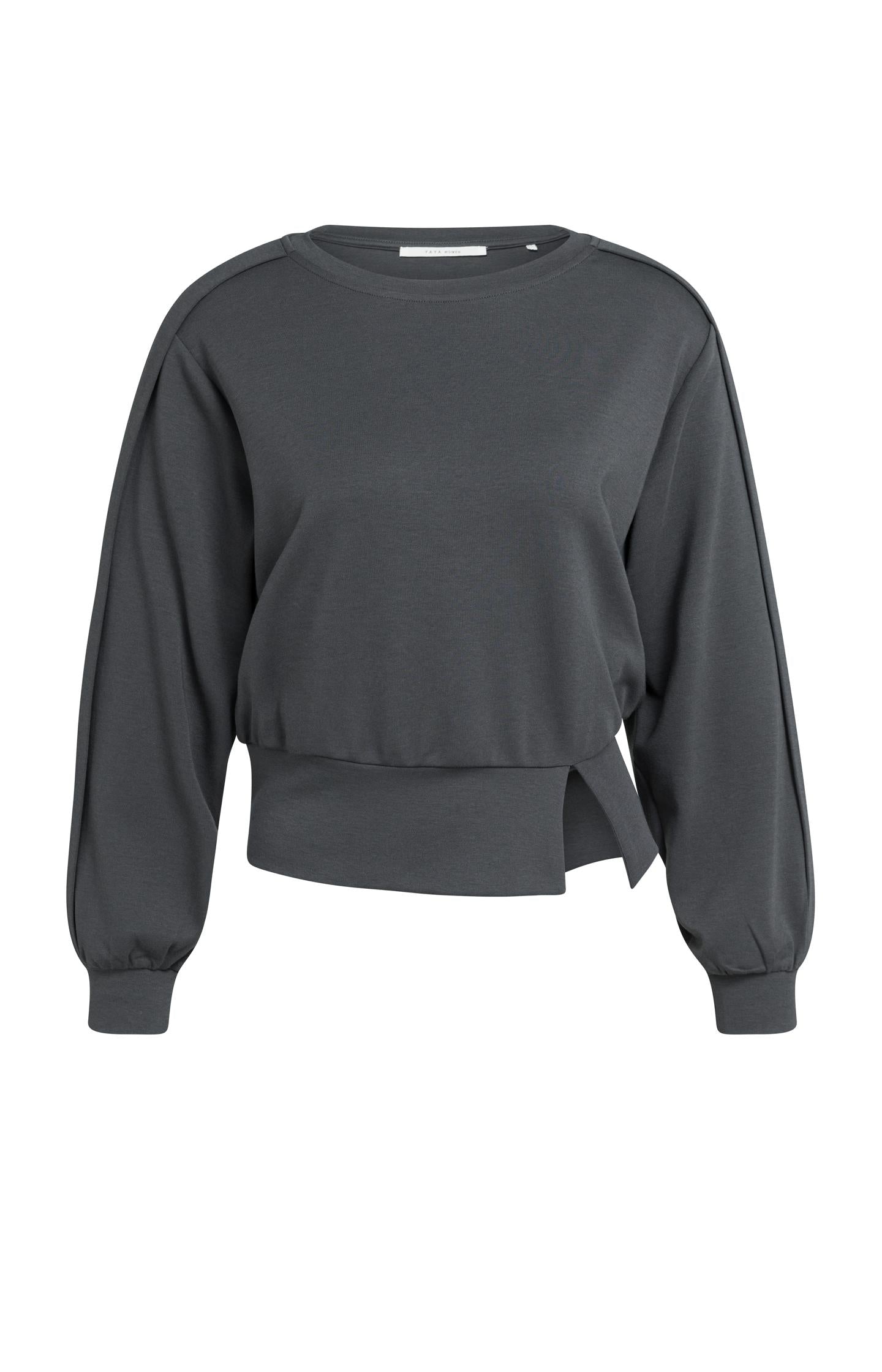 Leichter Pullover mit engem Saum und Faltdetail