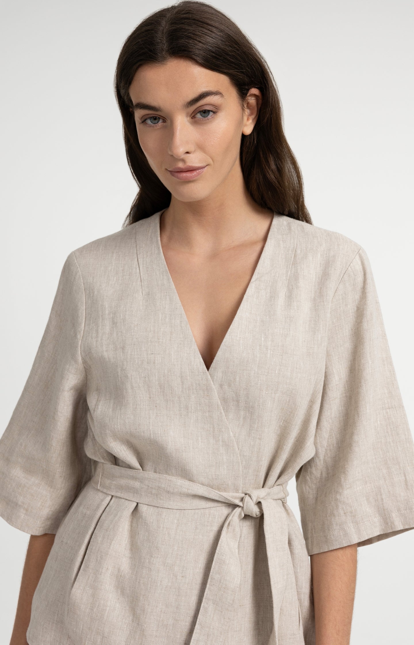 Linen wrap jacket with tie belt - Type: video