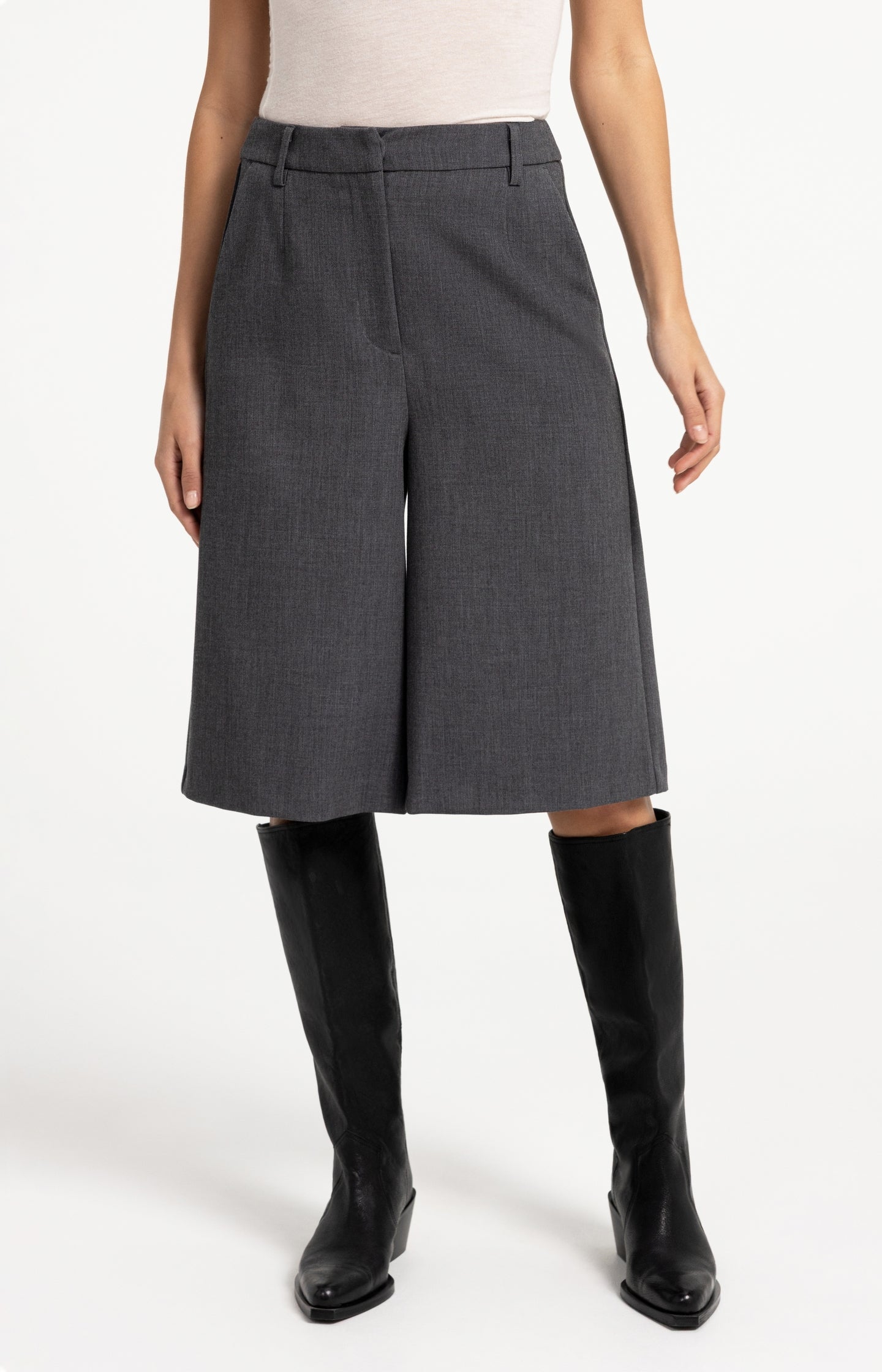 Long bermuda shorts