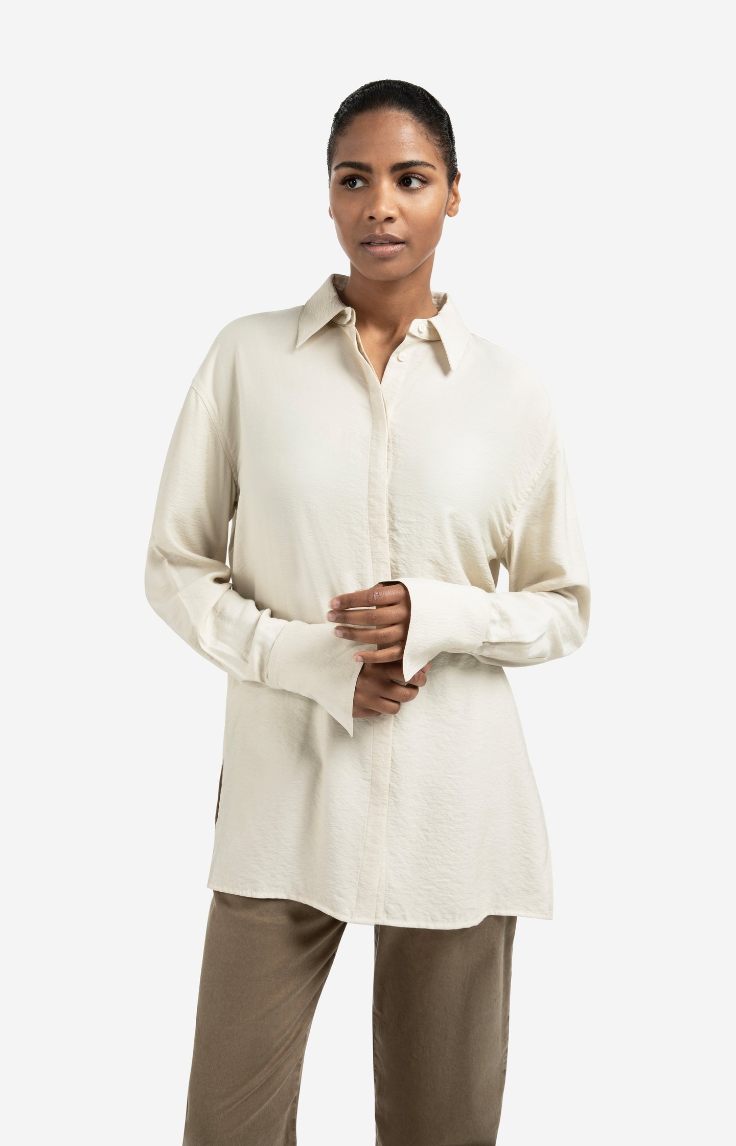 Long blouse with removable collar and cuffs
