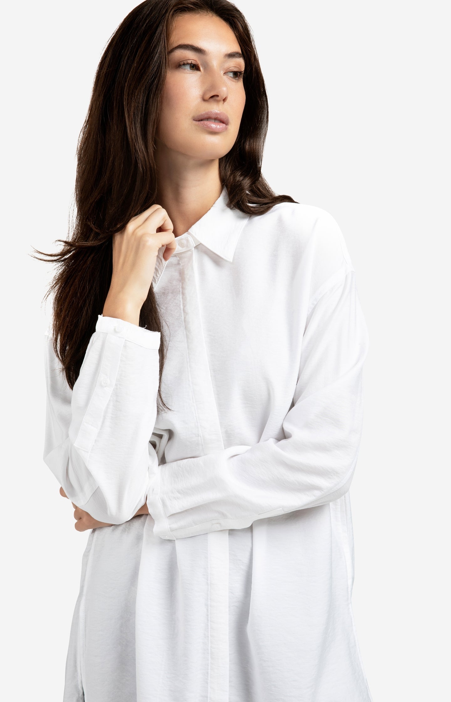 Long blouse with removable collar and cuffs