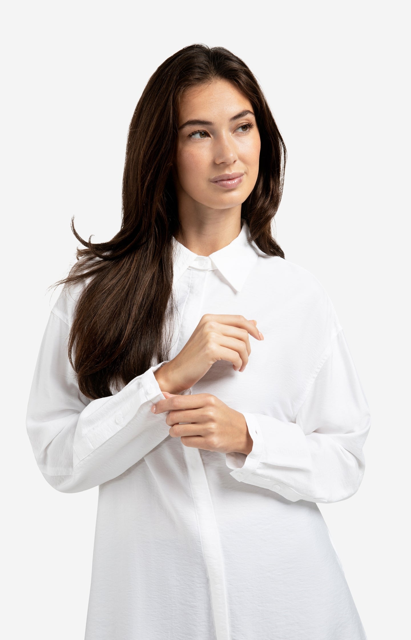 Long blouse with removable collar and cuffs