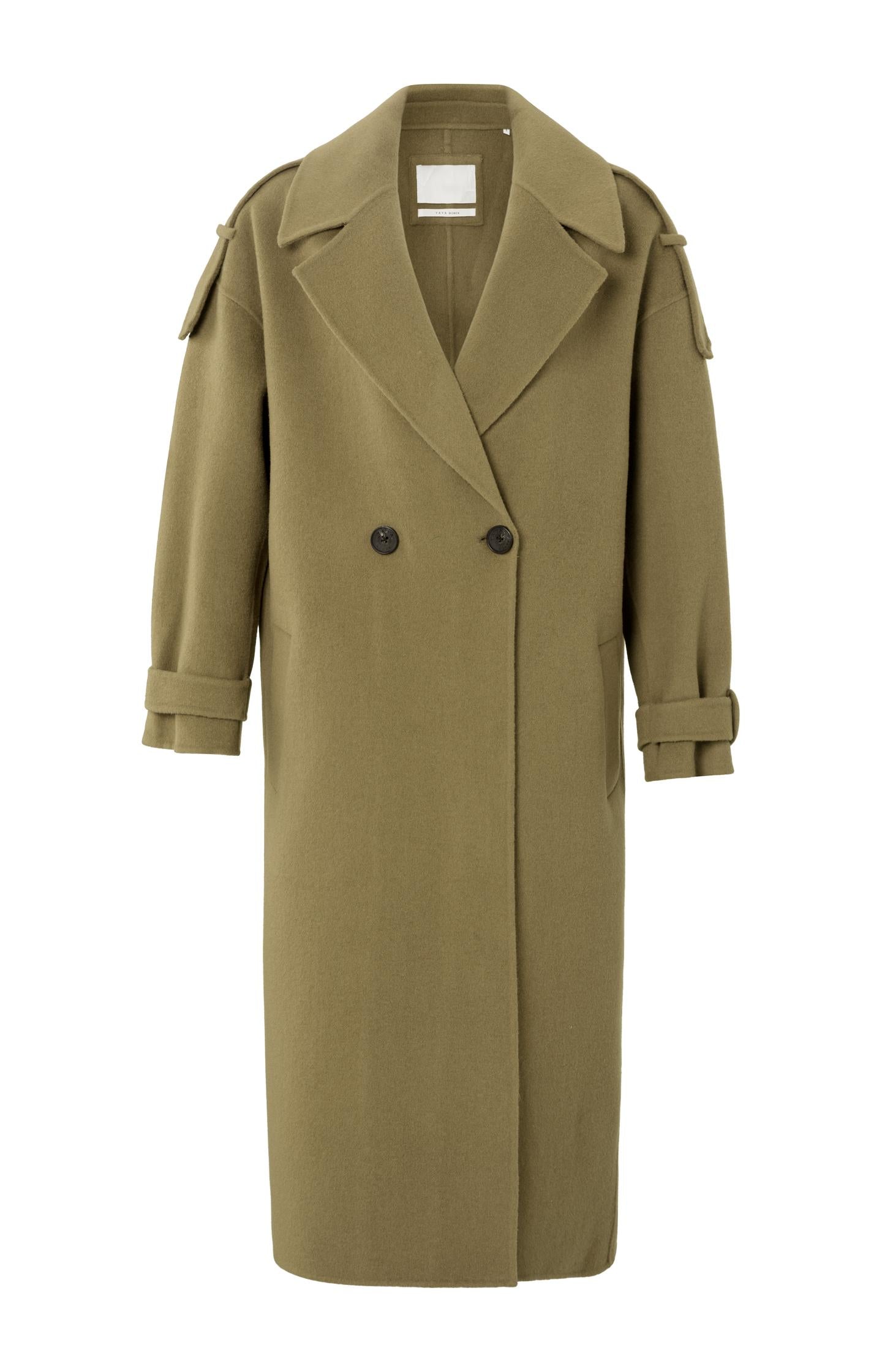 Long double breasted coat with long sleeves and pockets