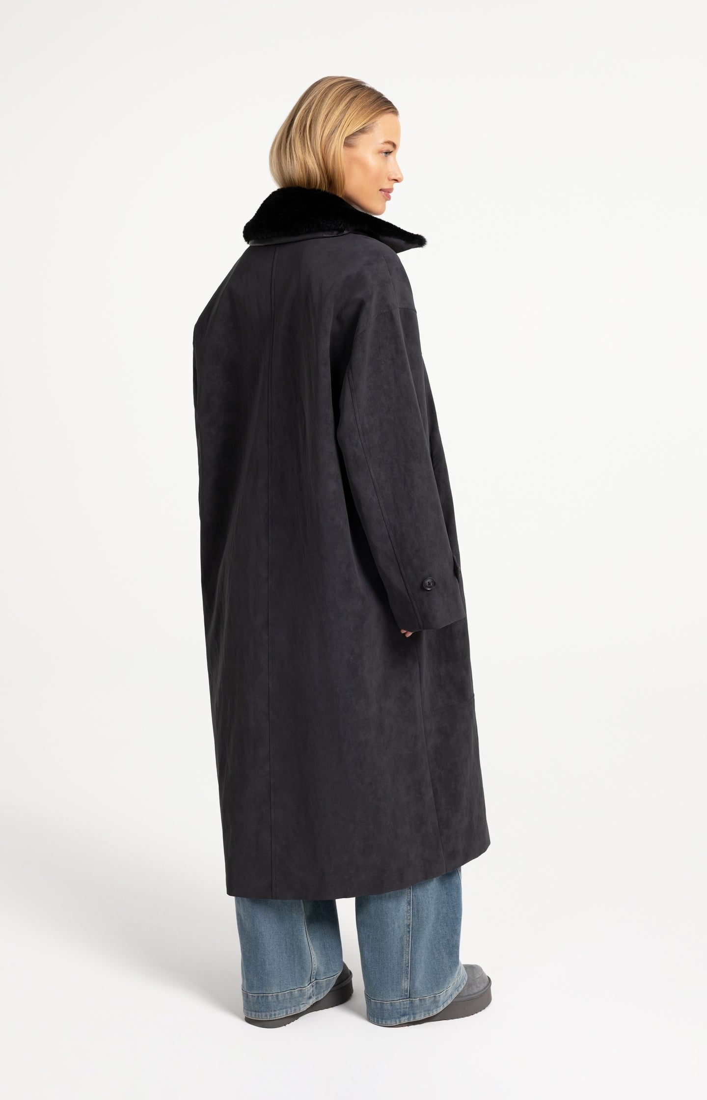 Long faux suede coat with detachable collar