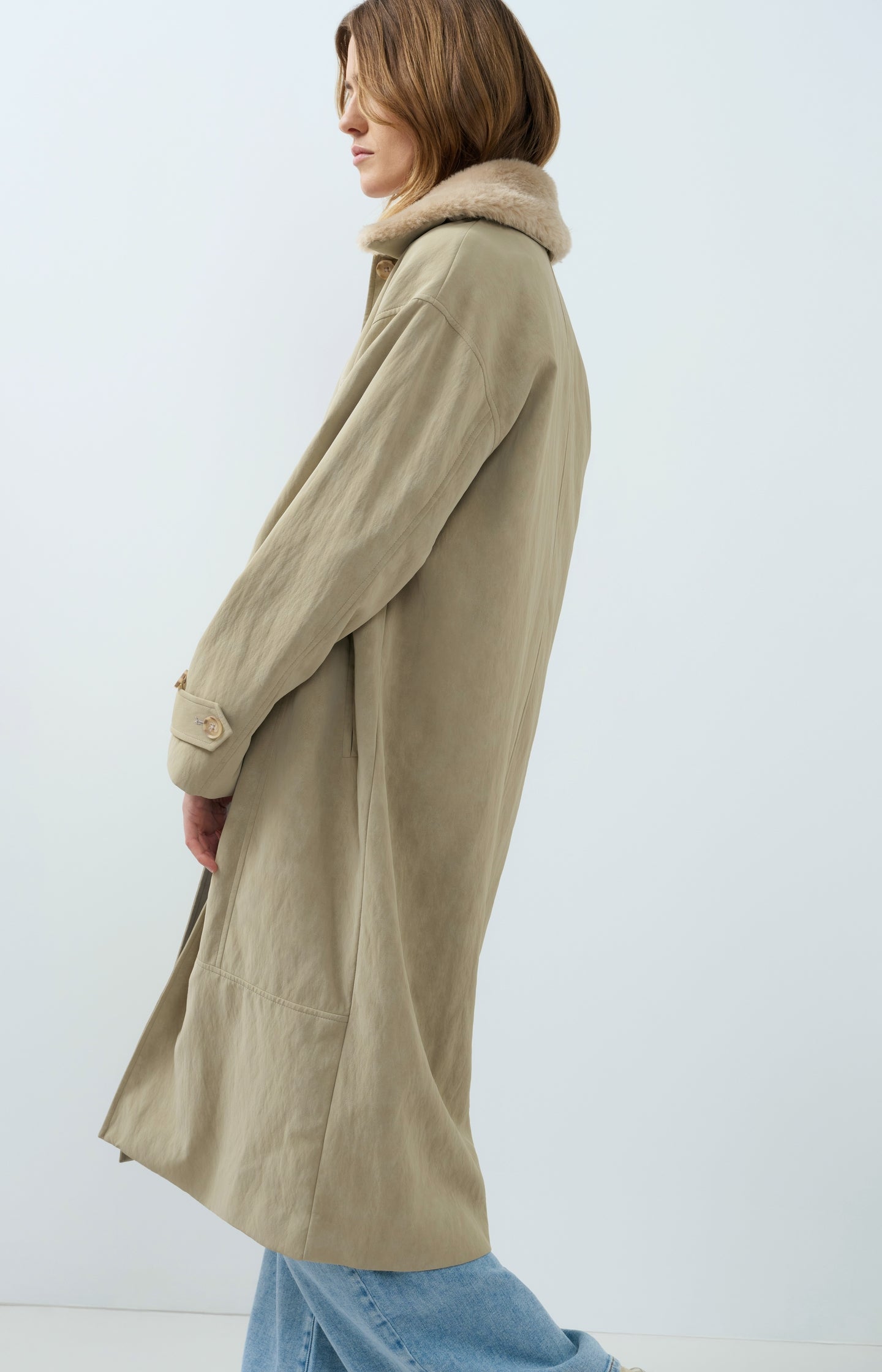 Long faux suede coat with detachable collar - Type: lookbook