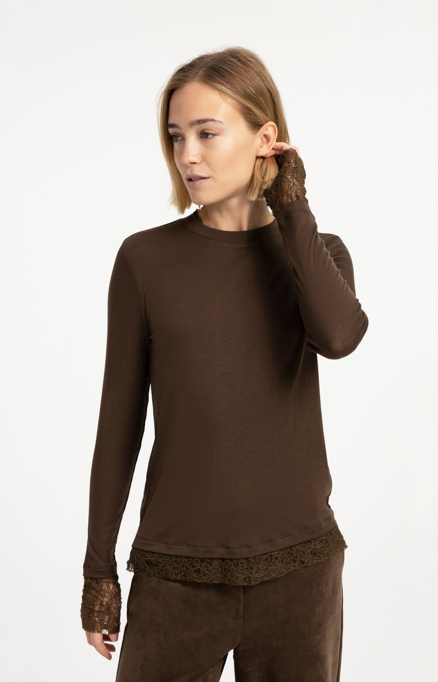 Long sleeve jersey top with lace details