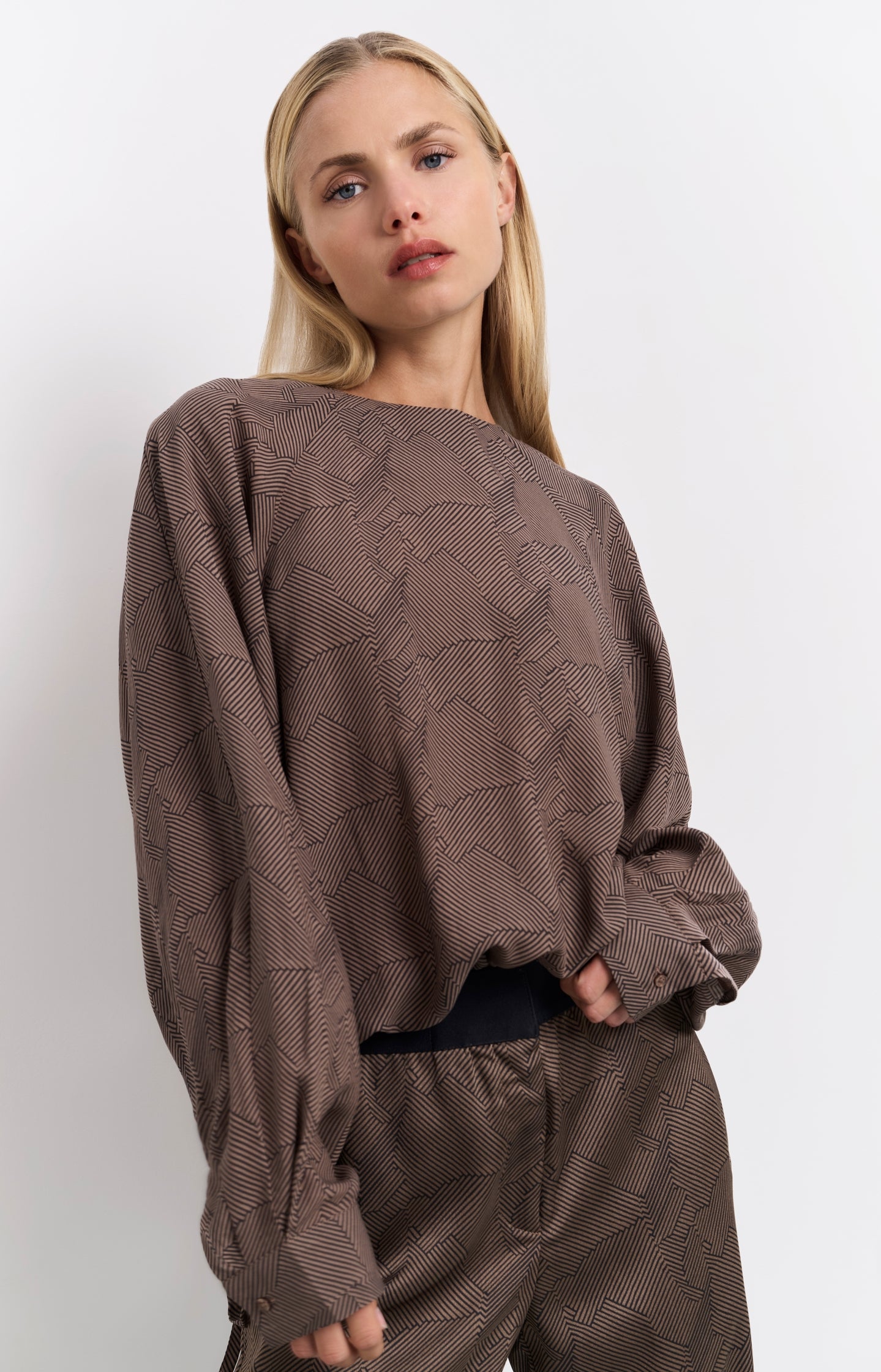 Long-sleeve top with print and drawcord